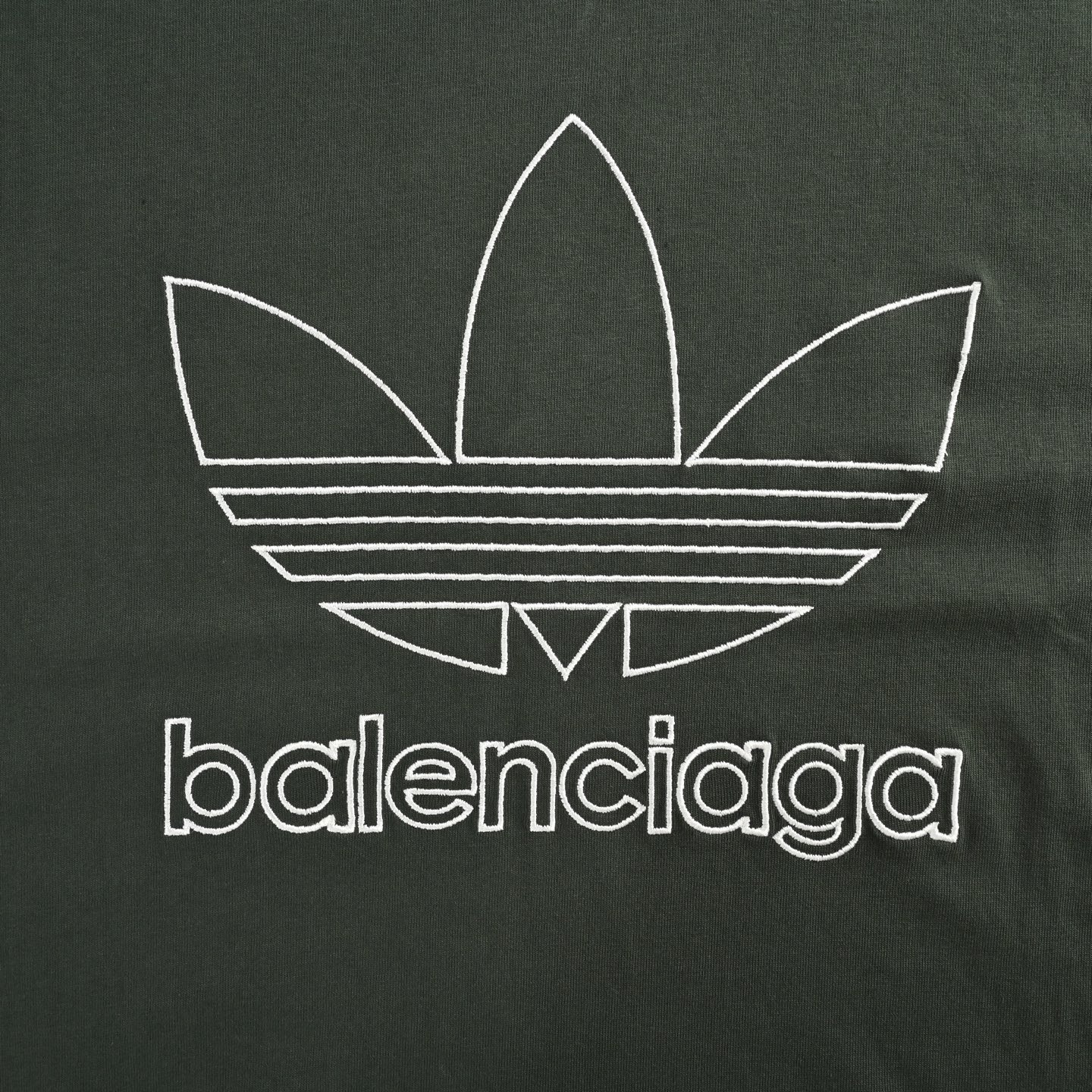 Balenciaga & Adidas 三叶草刺绣短袖 刺绣