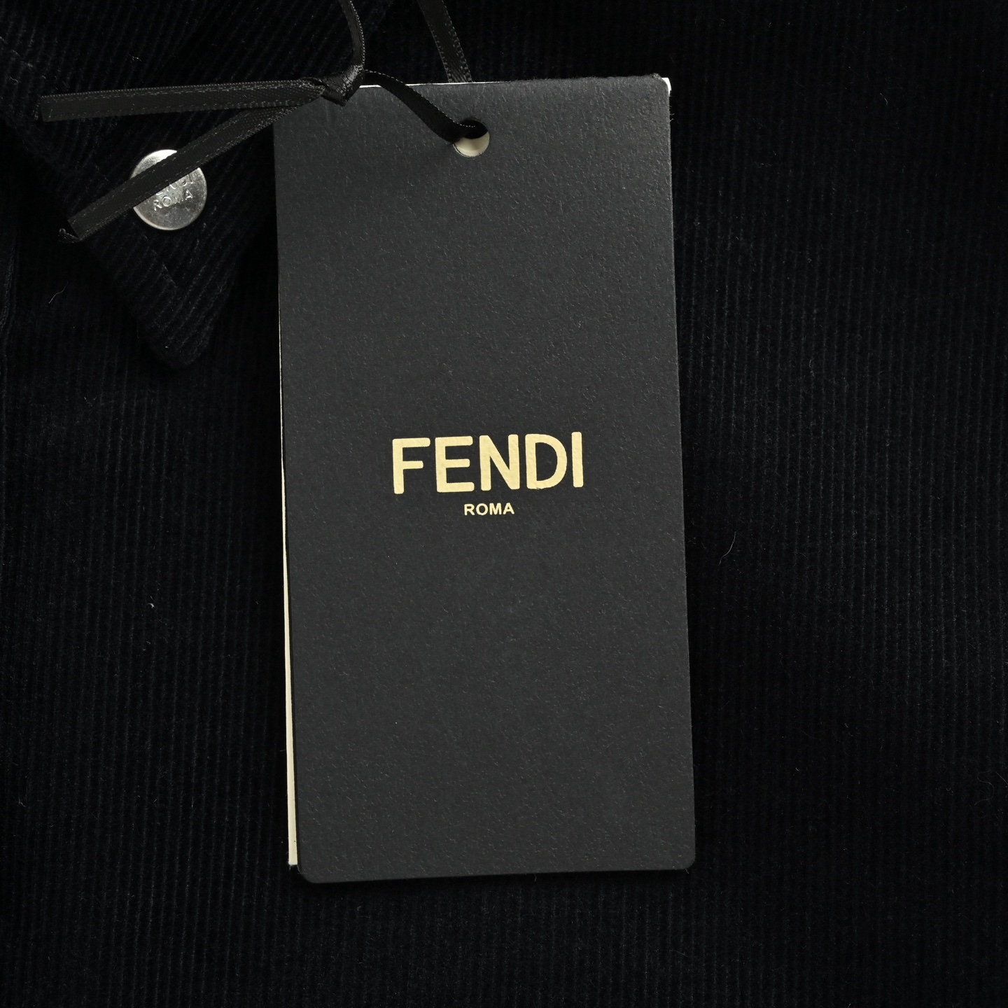 Fendi/芬迪 25Fw 蓝色灯芯绒衬衫外套 选用蓝色灯芯绒面料
