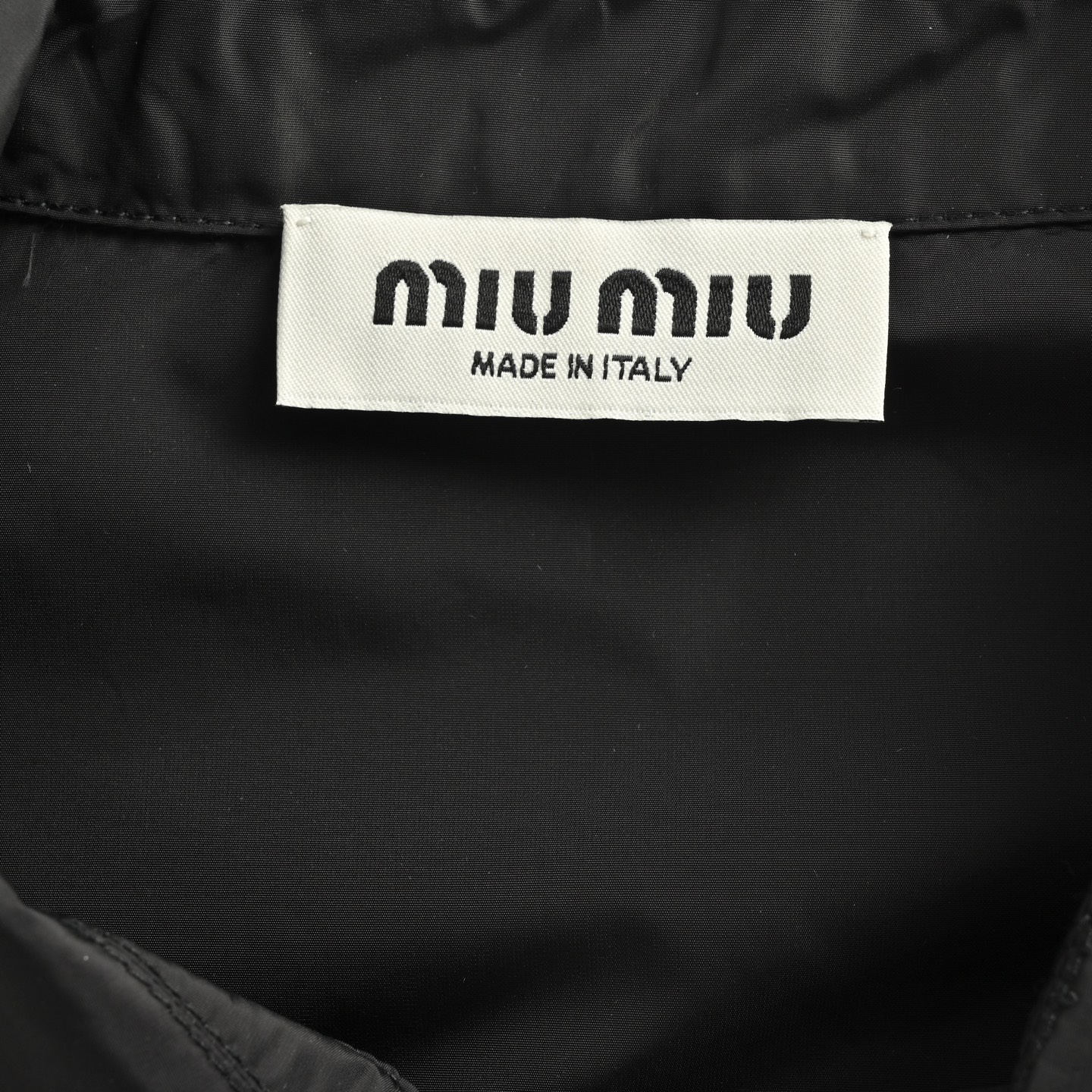 Miu Miu/缪缪 小标尼龙夹克外套