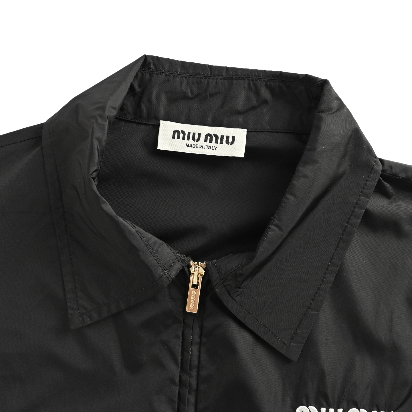 Miu Miu/缪缪 小标尼龙夹克外套