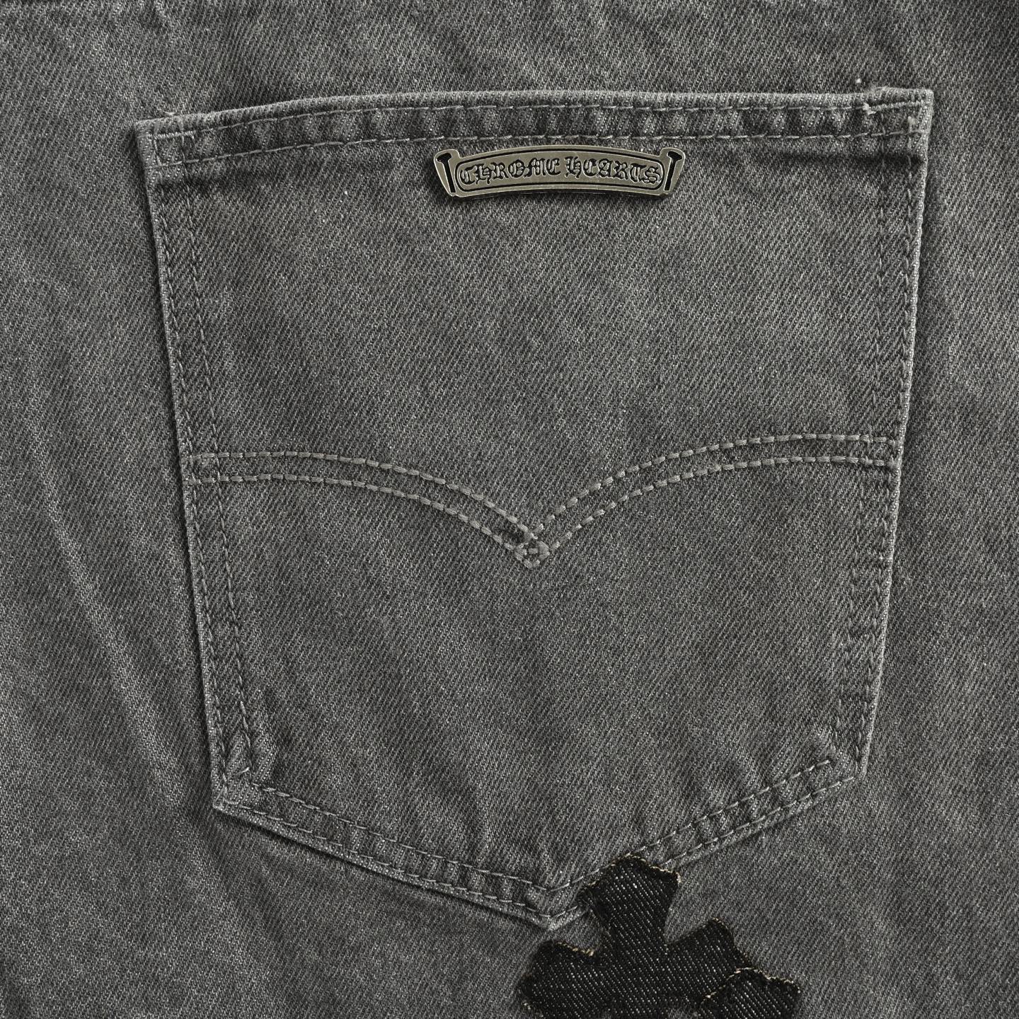 Chrome Hearts/克罗心 牛王城市限定十字金属贴皮牛仔裤 Come hearts X SexRecords-Chinese UA Cheap High Quatity Brand Clothes Bags handbags Sneakers wholesale wholesaler seller from China Factory suppliers Fashion Clothing Shoes best Quality Beautiful Price Chrome Hearts/克罗心 牛王城市限定十字金属贴皮牛仔裤 Come hearts X SexRecords