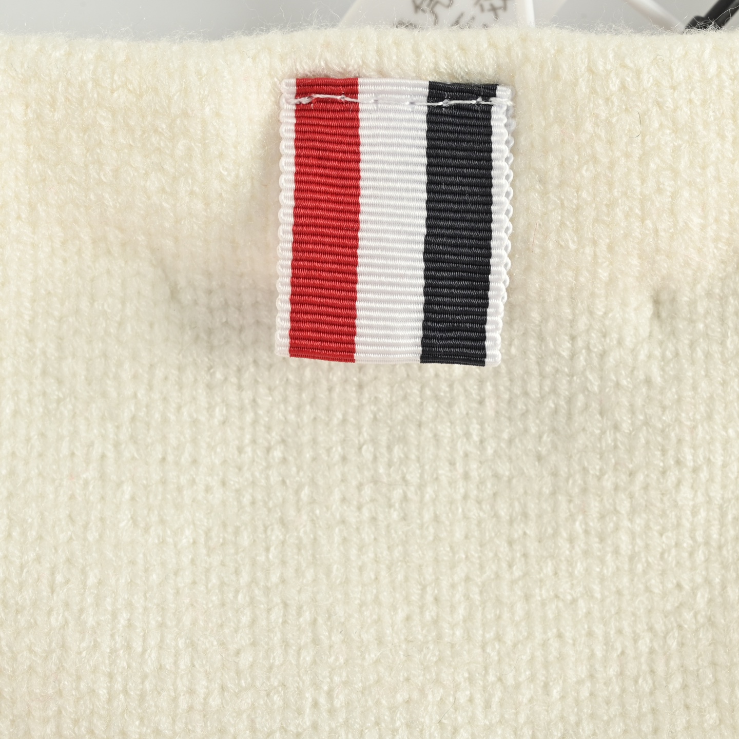 Thom Browne/汤姆布朗 25Fw 红色条纹圆领毛衣红色-Chinese UA Cheap High Quatity Brand Clothes Bags handbags Sneakers wholesale wholesaler seller from China Factory suppliers Fashion Clothing Shoes best Quality Beautiful Price Thom Browne/汤姆布朗 25Fw 红色条纹圆领毛衣红色