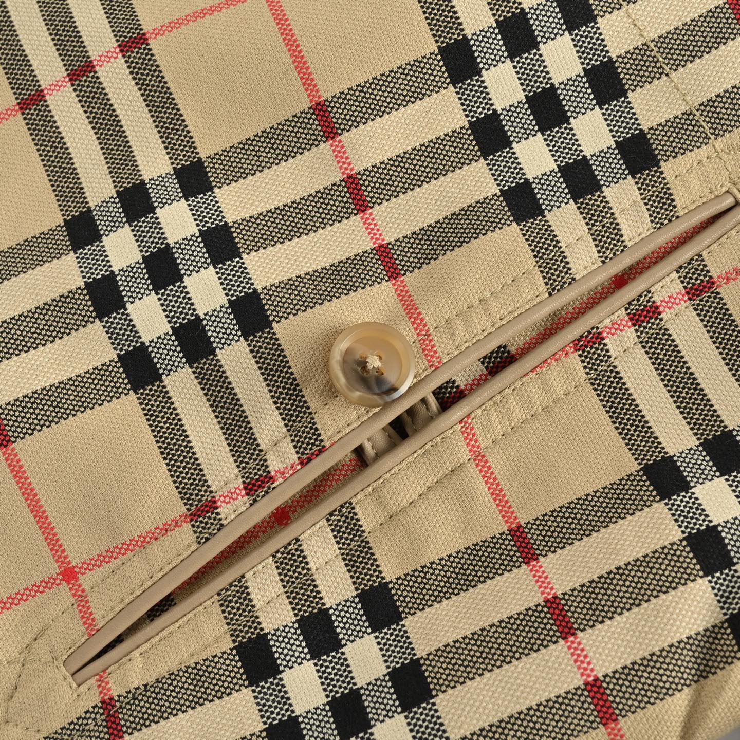 Burberry/巴宝莉 格纹拉链翻领外套