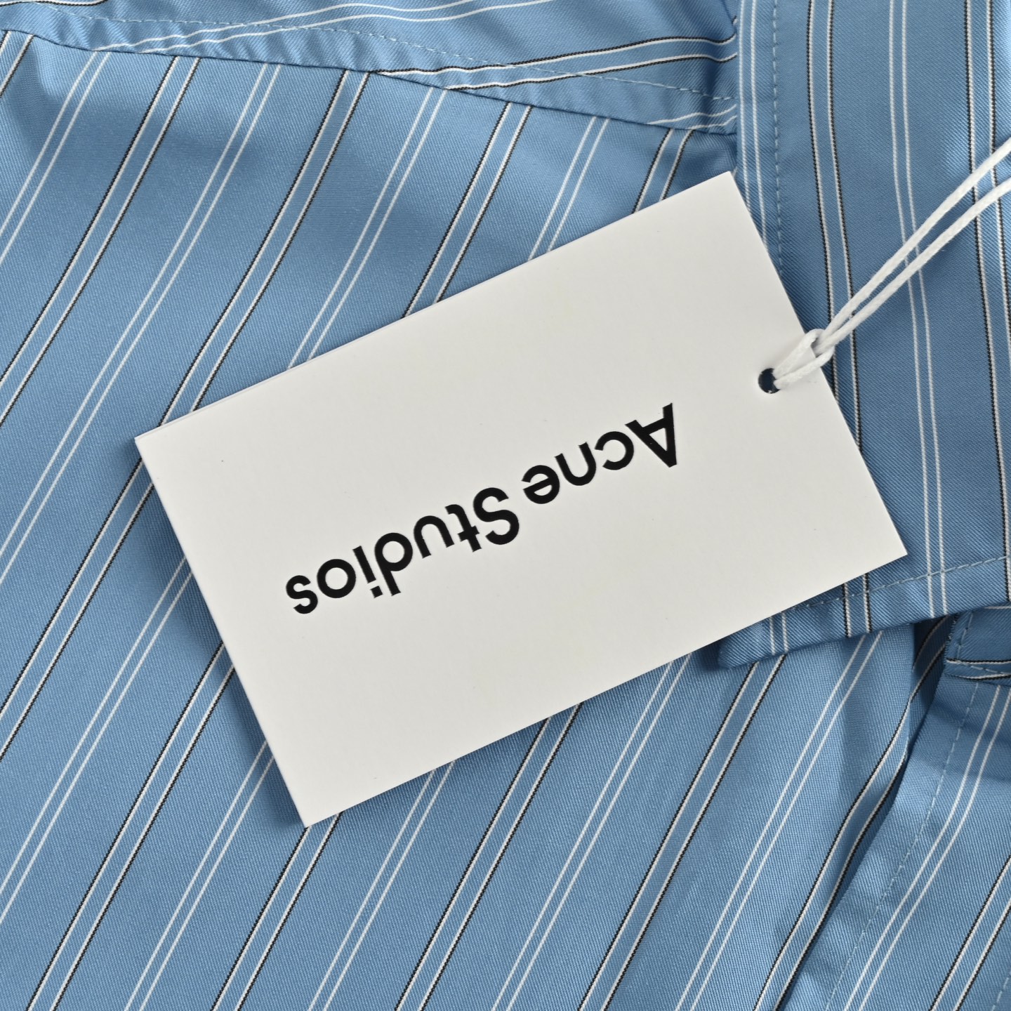 Acne Studios 1996徽标蓝色条纹长袖衬衫