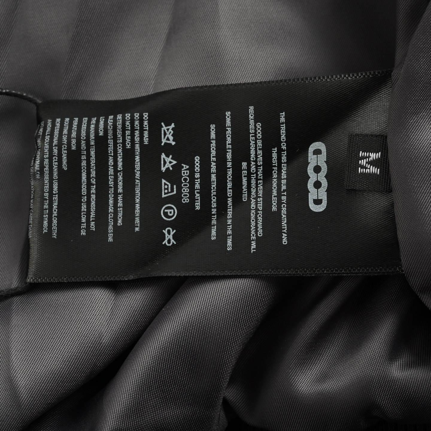 Good Brand 珍珠标语字母拉链夹克外套