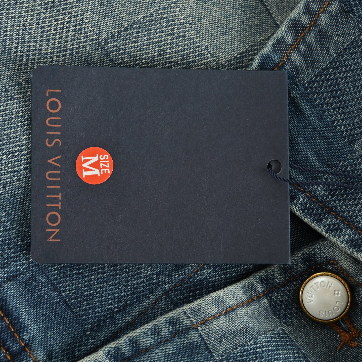 Louis Vuitton/路易威登 马赛克棋盘格套装牛仔外套-Chinese UA Cheap High Quatity Brand Clothes Bags handbags Sneakers wholesale wholesaler seller from China Factory suppliers Fashion Clothing Shoes best Quality Beautiful Price Louis Vuitton/路易威登 马赛克棋盘格套装牛仔外套