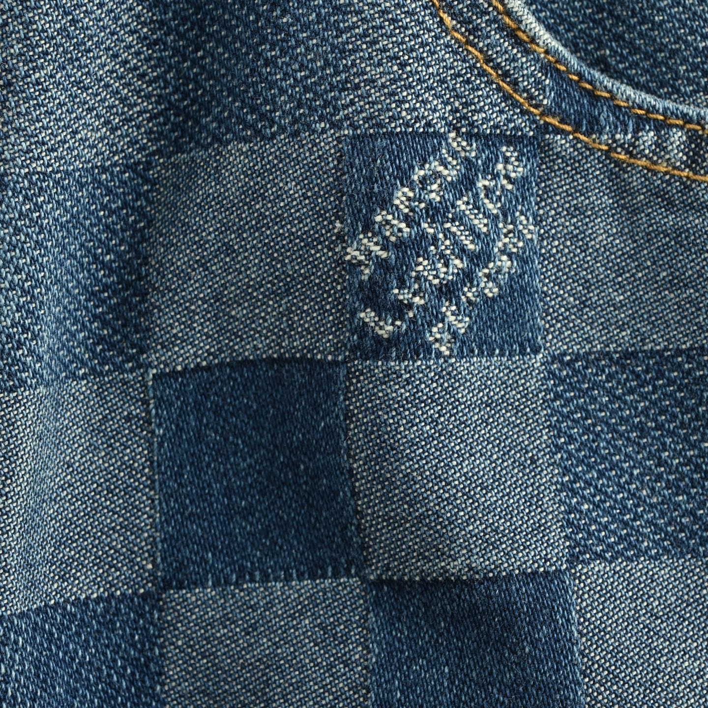 Louis Vuitton/路易威登 马赛克棋盘格套装牛仔裤-Chinese UA Cheap High Quatity Brand Clothes Bags handbags Sneakers wholesale wholesaler seller from China Factory suppliers Fashion Clothing Shoes best Quality Beautiful Price Louis Vuitton/路易威登 马赛克棋盘格套装牛仔裤