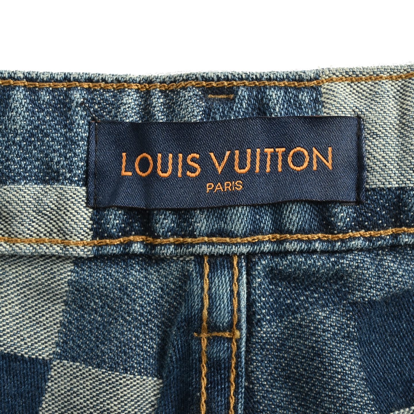 Louis Vuitton/路易威登 马赛克棋盘格套装牛仔裤-Chinese UA Cheap High Quatity Brand Clothes Bags handbags Sneakers wholesale wholesaler seller from China Factory suppliers Fashion Clothing Shoes best Quality Beautiful Price Louis Vuitton/路易威登 马赛克棋盘格套装牛仔裤