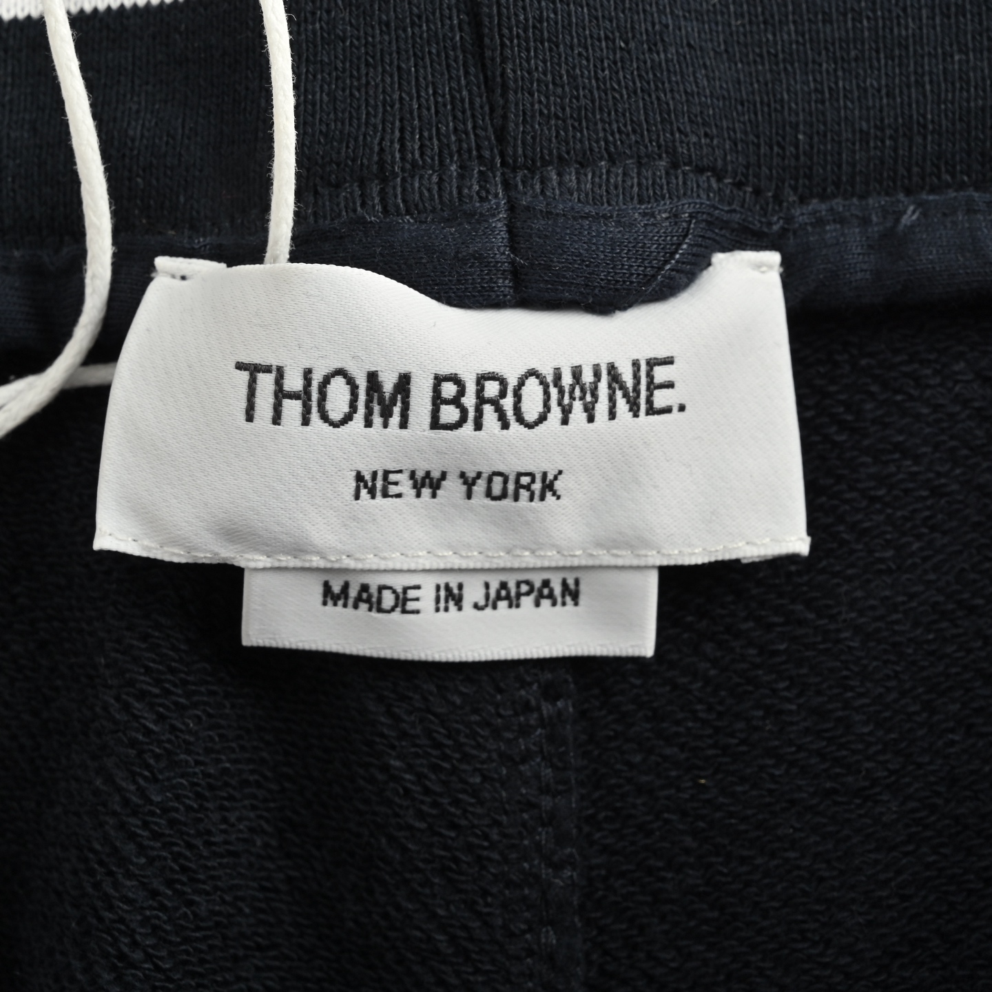 Thom Browne/汤姆布朗 蛇年限定四杠刺绣长裤黑色 白灰-Chinese UA Cheap High Quatity Brand Clothes Bags handbags Sneakers wholesale wholesaler seller from China Factory suppliers Fashion Clothing Shoes best Quality Beautiful Price Thom Browne/汤姆布朗 蛇年限定四杠刺绣长裤黑色 白灰