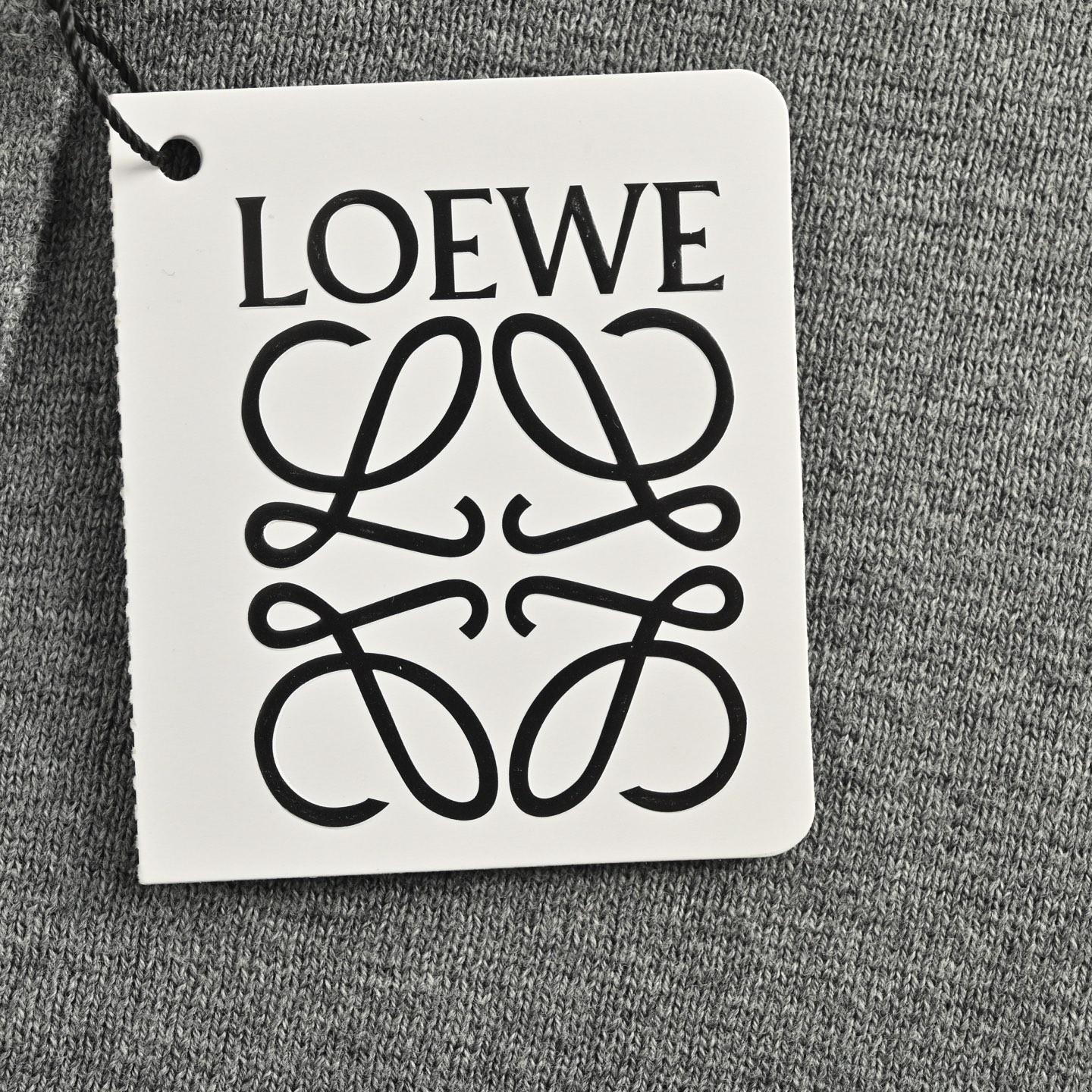 Loewe/罗意威 24Fw 铆钉开衫外套-Chinese UA Cheap High Quatity Brand Clothes Bags handbags Sneakers wholesale wholesaler seller from China Factory suppliers Fashion Clothing Shoes best Quality Beautiful Price Loewe/罗意威 24Fw 铆钉开衫外套