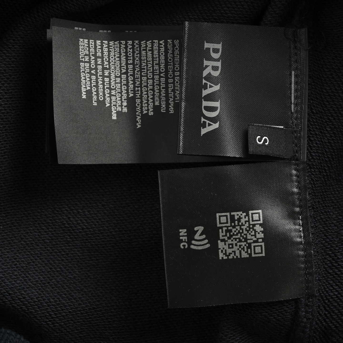 Prada/普拉达 渐变水洗字母刺绣圆领卫衣-Chinese UA Cheap High Quatity Brand Clothes Bags handbags Sneakers wholesale wholesaler seller from China Factory suppliers Fashion Clothing Shoes best Quality Beautiful Price Prada/普拉达 渐变水洗字母刺绣圆领卫衣
