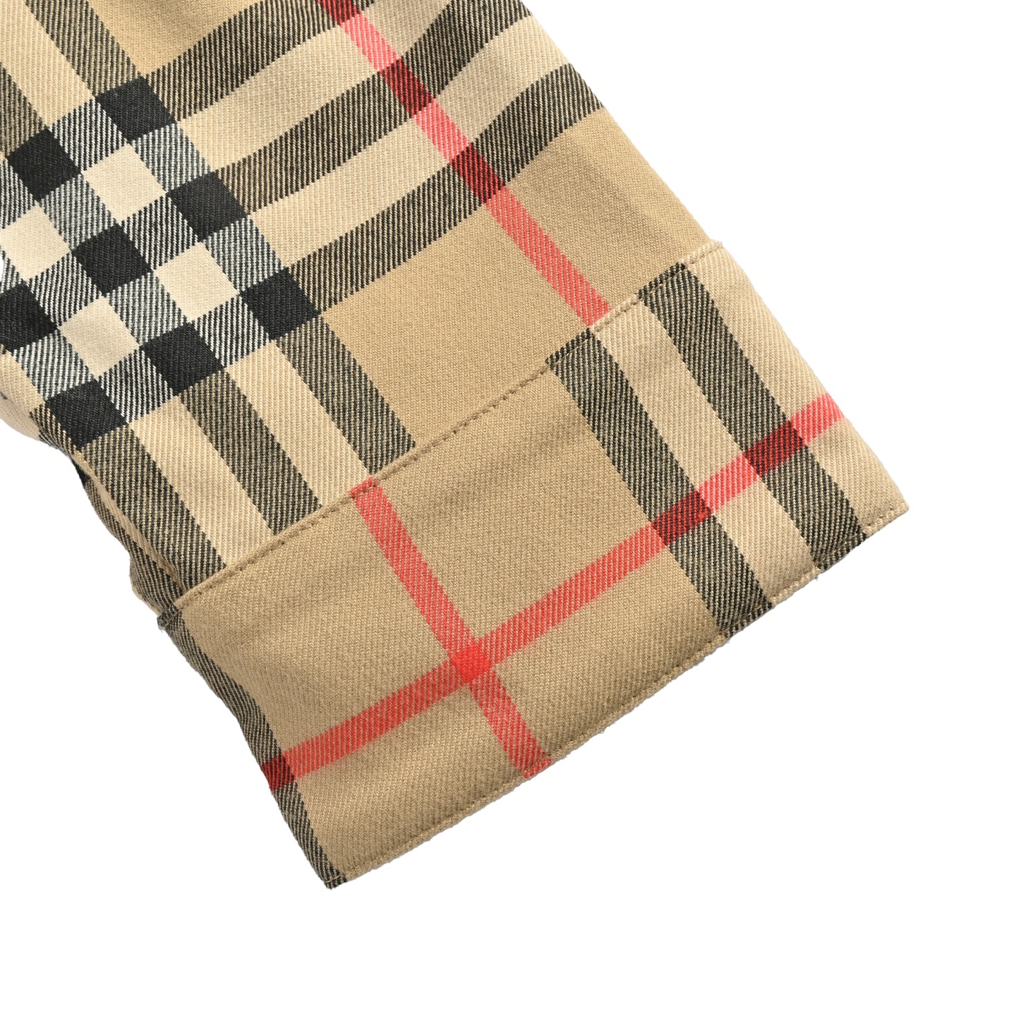 Burberry/巴宝莉 双边胸口拉链口袋格纹翻领外套-Chinese UA Cheap High Quatity Brand Clothes Bags handbags Sneakers wholesale wholesaler seller from China Factory suppliers Fashion Clothing Shoes best Quality Beautiful Price Burberry/巴宝莉 双边胸口拉链口袋格纹翻领外套