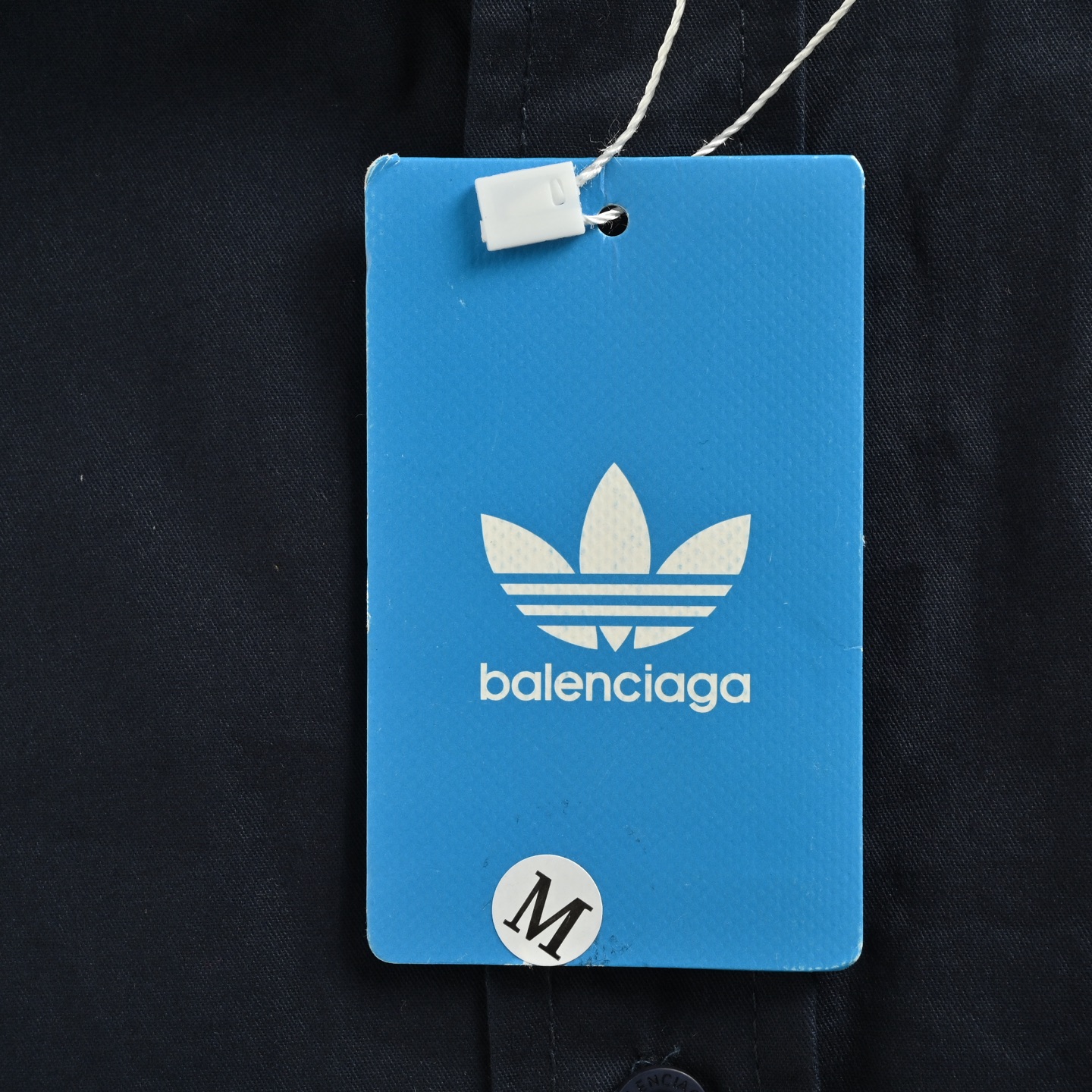 Balenciaga/巴黎世家 曼联logo刺绣织带衬衫-Chinese UA Cheap High Quatity Brand Clothes Bags handbags Sneakers wholesale wholesaler seller from China Factory suppliers Fashion Clothing Shoes best Quality Beautiful Price Balenciaga/巴黎世家 曼联logo刺绣织带衬衫