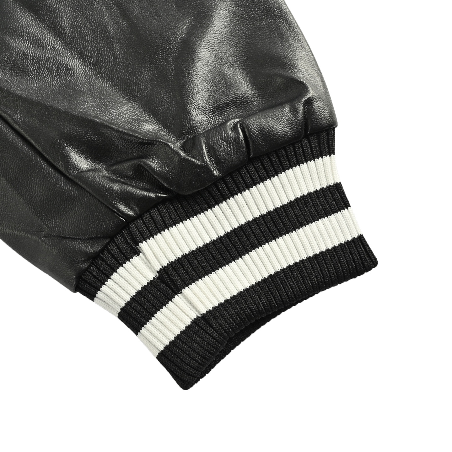 MLB 花卉刺绣棒球服外套 面料采用800克羊毛呢混纺面料-High Quatity Cheap Brand wholesale wholesaler seller Clothes Bags handbags Sneakers Top Fashion Clothing Shoes from China Factory Chinese suppliers best Quality Beautiful Price MLB 花卉刺绣棒球服外套 面料采用800克羊毛呢混纺面料