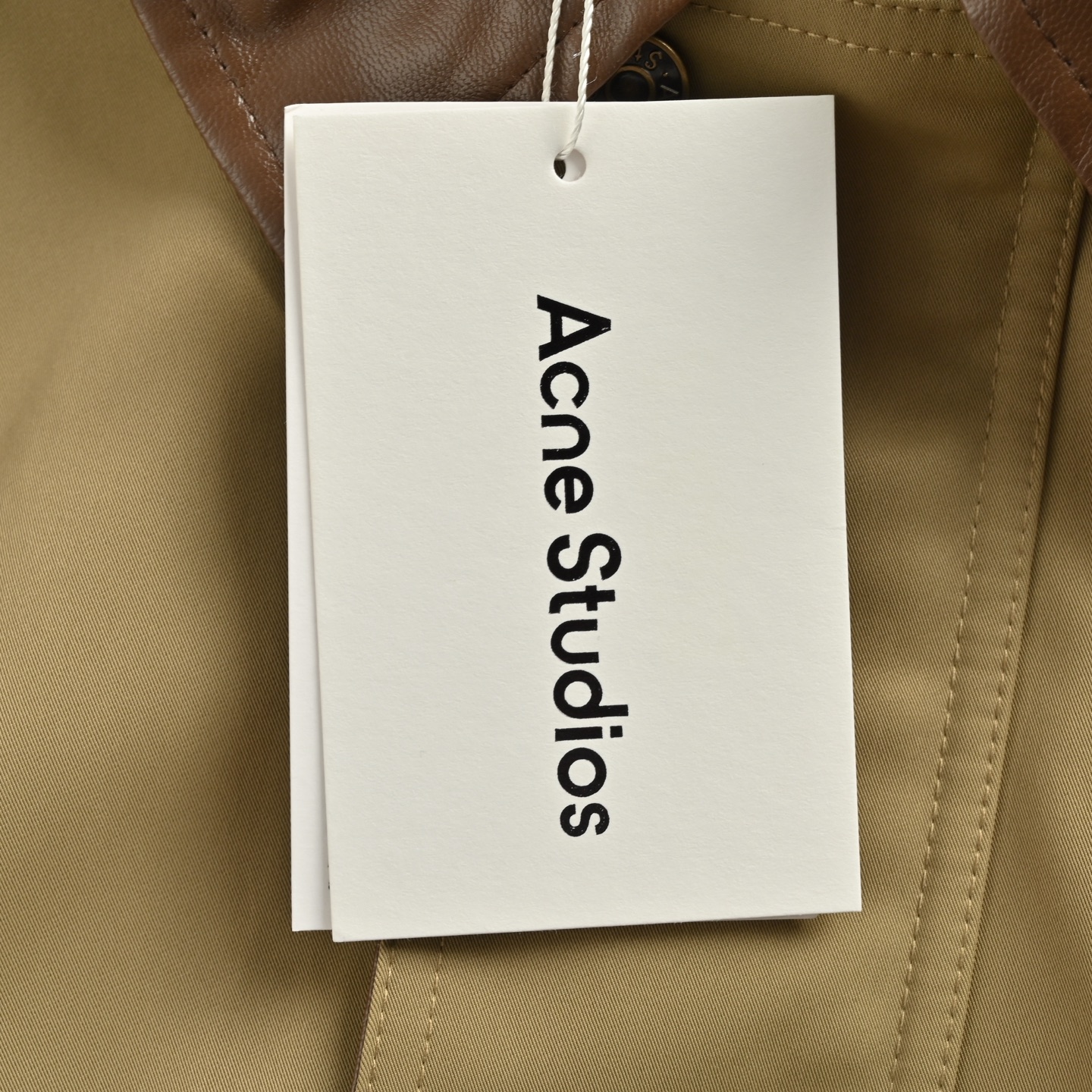 Acne Studios 巴恩风拼皮领夹克外套