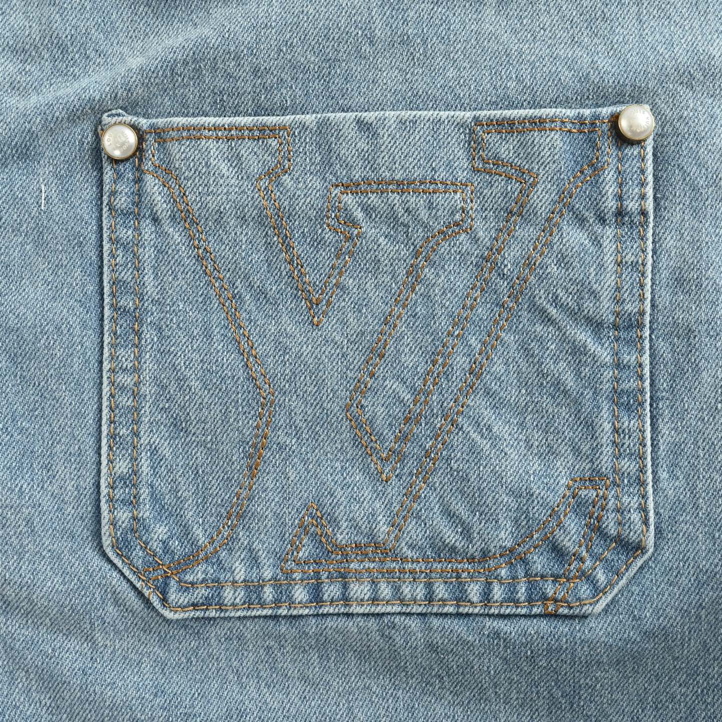 Louis Vuitton/路易威登 25Fw 刺绣口袋牛仔蓝牛仔外套-Chinese UA Cheap High Quatity Brand Clothes Bags handbags Sneakers wholesale wholesaler seller from China Factory suppliers Fashion Clothing Shoes best Quality Beautiful Price Louis Vuitton/路易威登 25Fw 刺绣口袋牛仔蓝牛仔外套