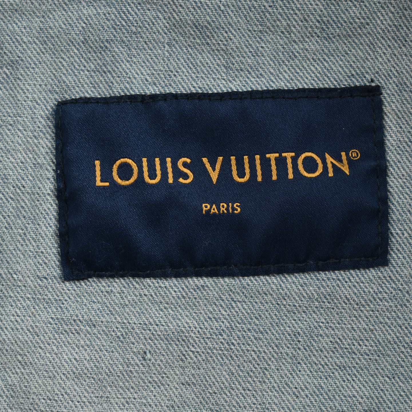 Louis Vuitton/路易威登 25Fw 刺绣口袋牛仔蓝牛仔外套-Chinese UA Cheap High Quatity Brand Clothes Bags handbags Sneakers wholesale wholesaler seller from China Factory suppliers Fashion Clothing Shoes best Quality Beautiful Price Louis Vuitton/路易威登 25Fw 刺绣口袋牛仔蓝牛仔外套