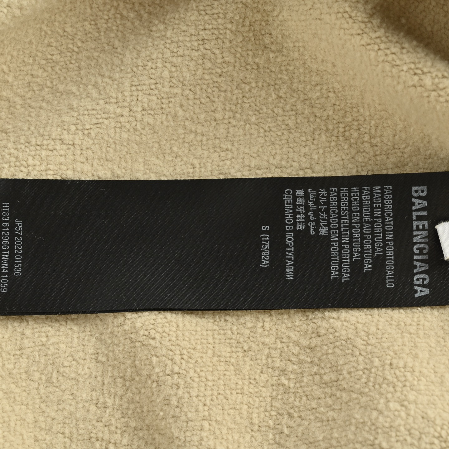 Balenciaga/巴黎世家 25Fw 美纹纸胶带连帽卫衣 巴黎世家/做破美纹纸字母连帽卫衣宽松版型 男女同款 米黄色-Chinese UA Cheap High Quatity Brand Clothes Bags handbags Sneakers wholesale wholesaler seller from China Factory suppliers Fashion Clothing Shoes best Quality Beautiful Price Balenciaga/巴黎世家 25Fw 美纹纸胶带连帽卫衣 巴黎世家/做破美纹纸字母连帽卫衣宽松版型 男女同款 米黄色