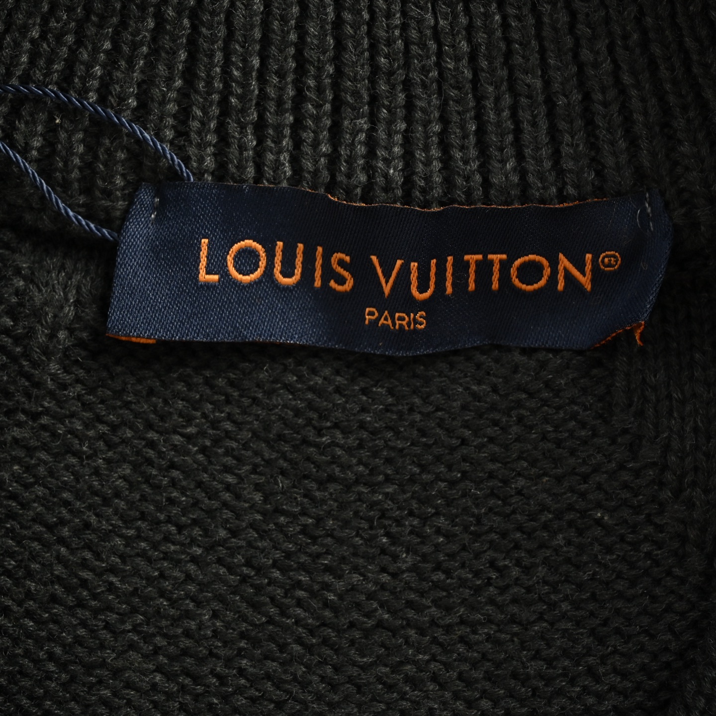 Louis Vuitton/路易威登 24Fw 暗纹提花半拉链毛衣