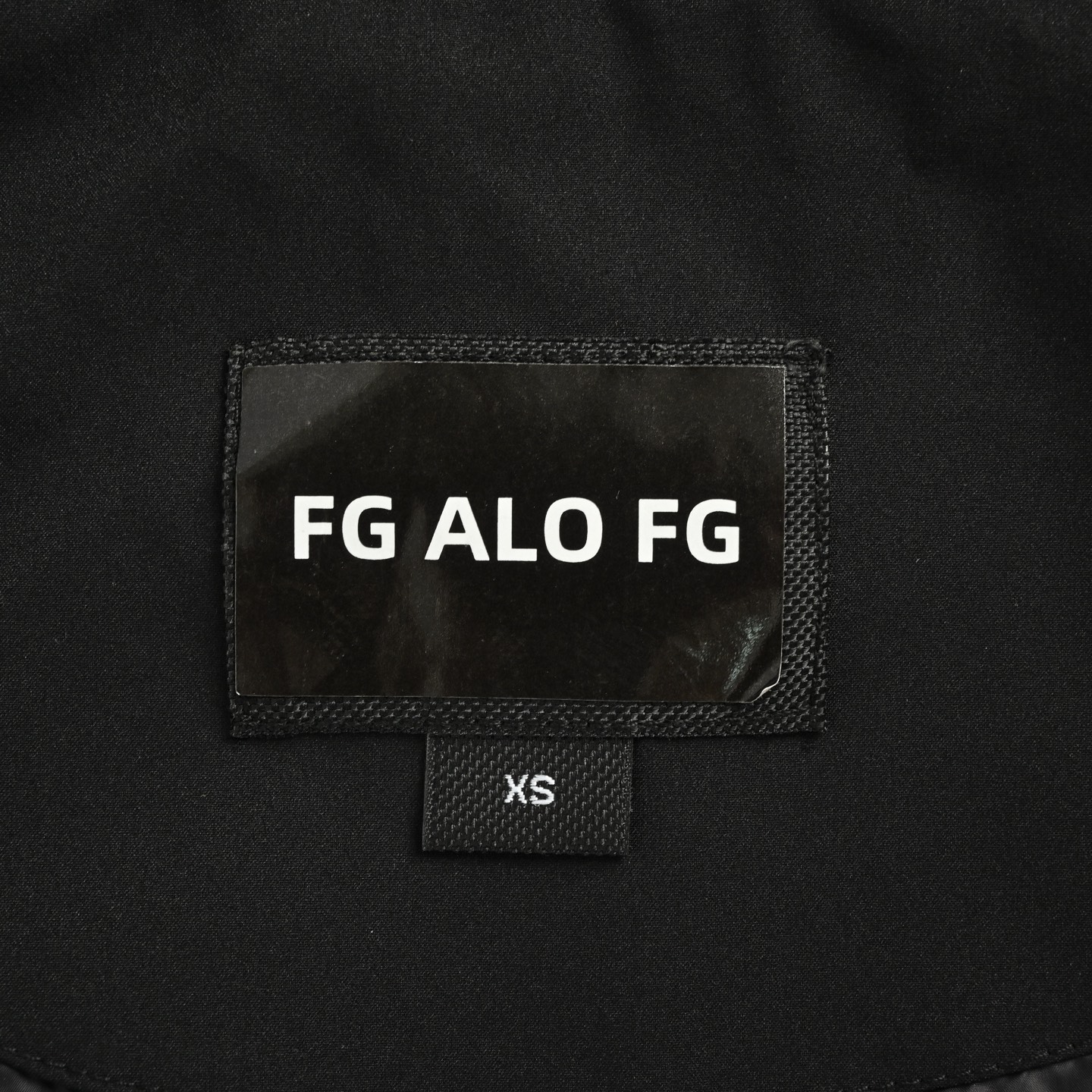 MLB 刺绣字母短款冲锋衣外套 MLB2025最新系列短款运动休闲夹克