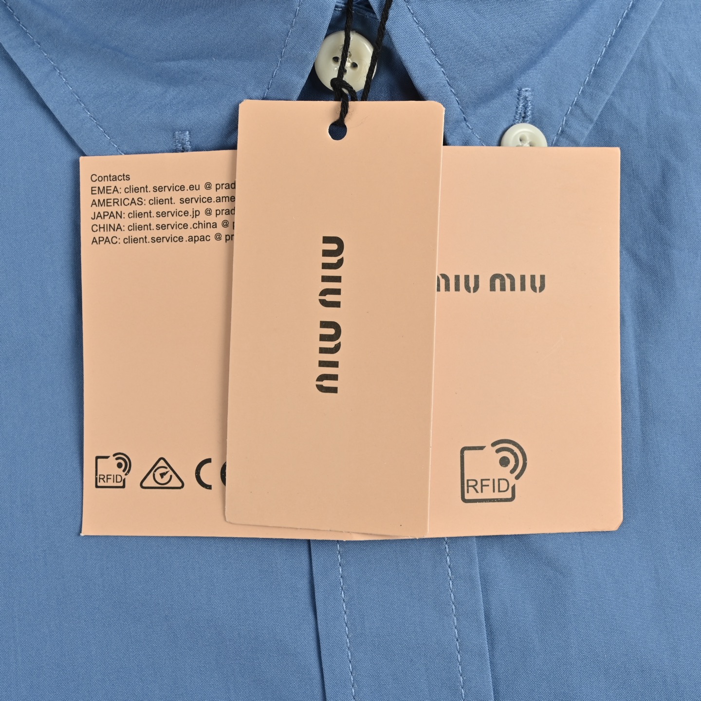 Miu Miu/缪缪 25Fw 刺绣小标蓝色衬衫 Miu Miu/缪缪 25Fw 刺绣小标蓝色衬衫