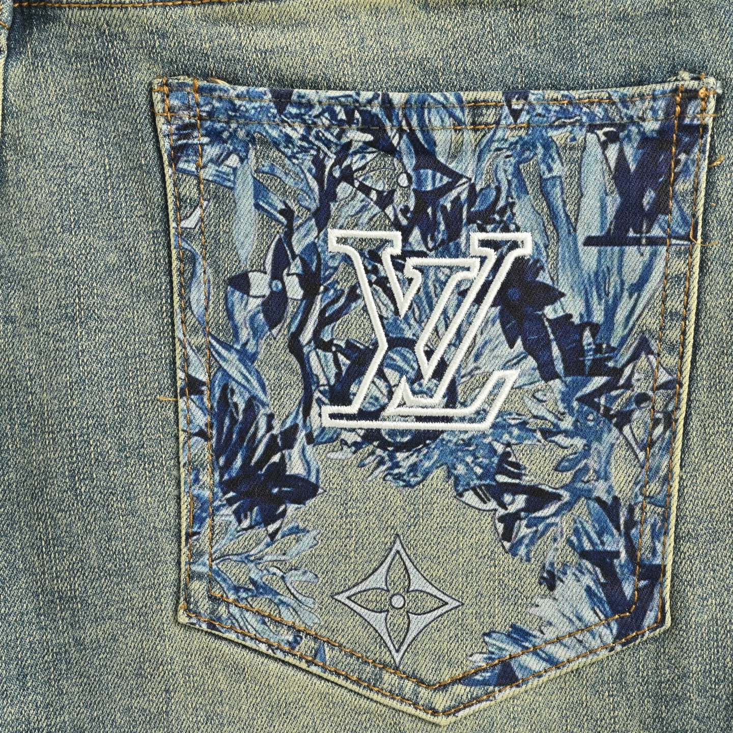 LouisVuitton/路易威登 25ss 后袋LVlogo海草牛仔裤-Chinese UA Cheap High Quatity Brand Clothes Bags handbags Sneakers wholesale wholesaler seller from China Factory suppliers Fashion Clothing Shoes best Quality Beautiful Price LouisVuitton/路易威登 25ss 后袋LVlogo海草牛仔裤