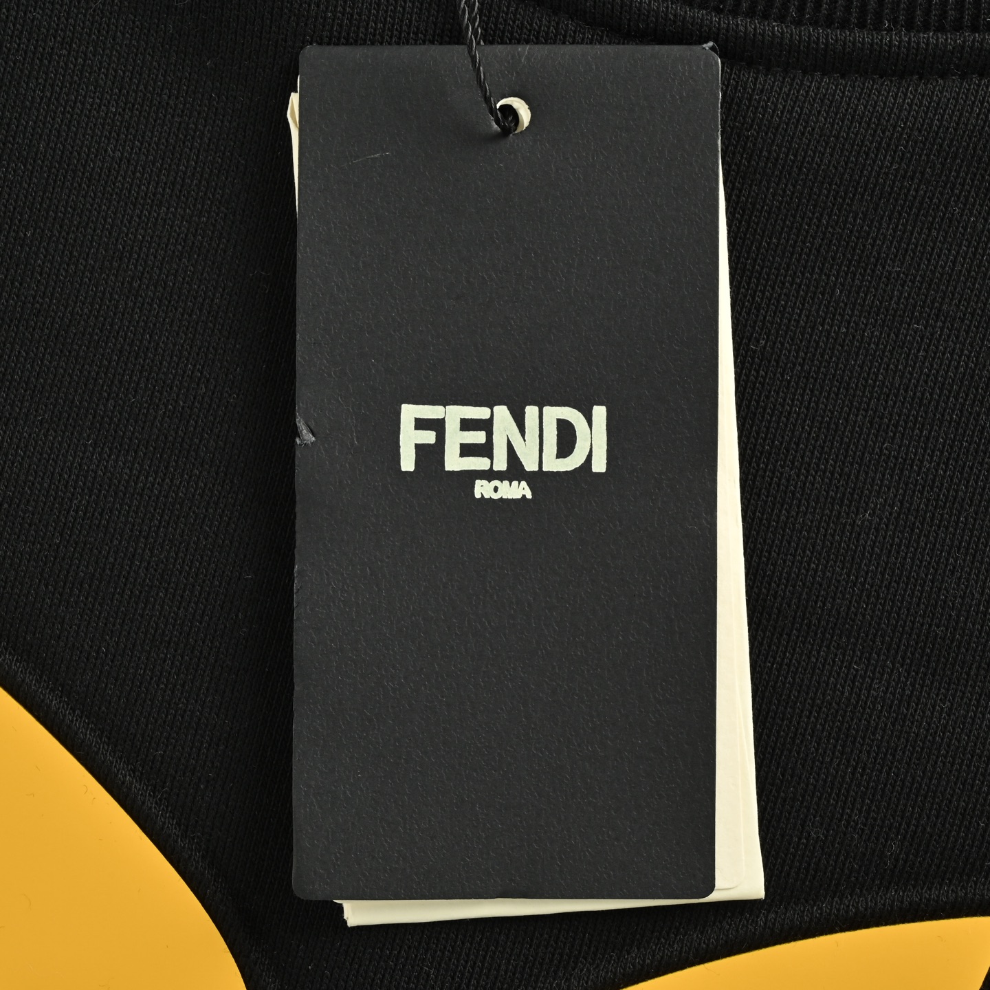 Fendi/芬迪 25Fw 小怪兽眼睛圆领卫衣 大Logo标识精致升级-Chinese UA Cheap High Quatity Brand Clothes Bags handbags Sneakers wholesale wholesaler seller from China Factory suppliers Fashion Clothing Shoes best Quality Beautiful Price Fendi/芬迪 25Fw 小怪兽眼睛圆领卫衣 大Logo标识精致升级