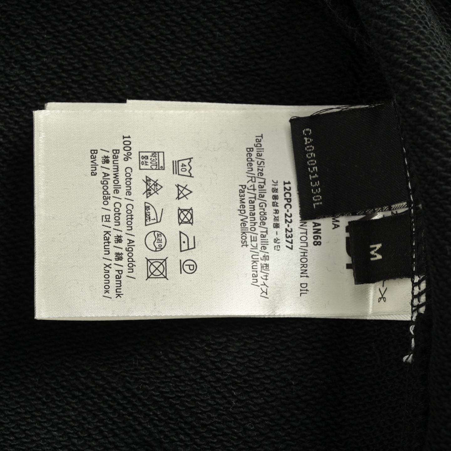 Fendi/芬迪 25Fw 小怪兽眼睛圆领卫衣 大Logo标识精致升级-Chinese UA Cheap High Quatity Brand Clothes Bags handbags Sneakers wholesale wholesaler seller from China Factory suppliers Fashion Clothing Shoes best Quality Beautiful Price Fendi/芬迪 25Fw 小怪兽眼睛圆领卫衣 大Logo标识精致升级