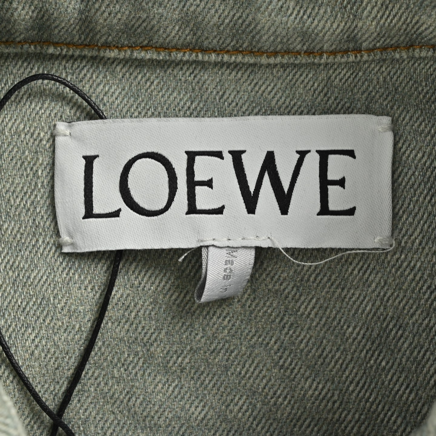 Loewe/罗意威 单宁布牛仔套装牛仔衬衫外套-Chinese UA Cheap High Quatity Brand Clothes Bags handbags Sneakers wholesale wholesaler seller from China Factory suppliers Fashion Clothing Shoes best Quality Beautiful Price Loewe/罗意威 单宁布牛仔套装牛仔衬衫外套
