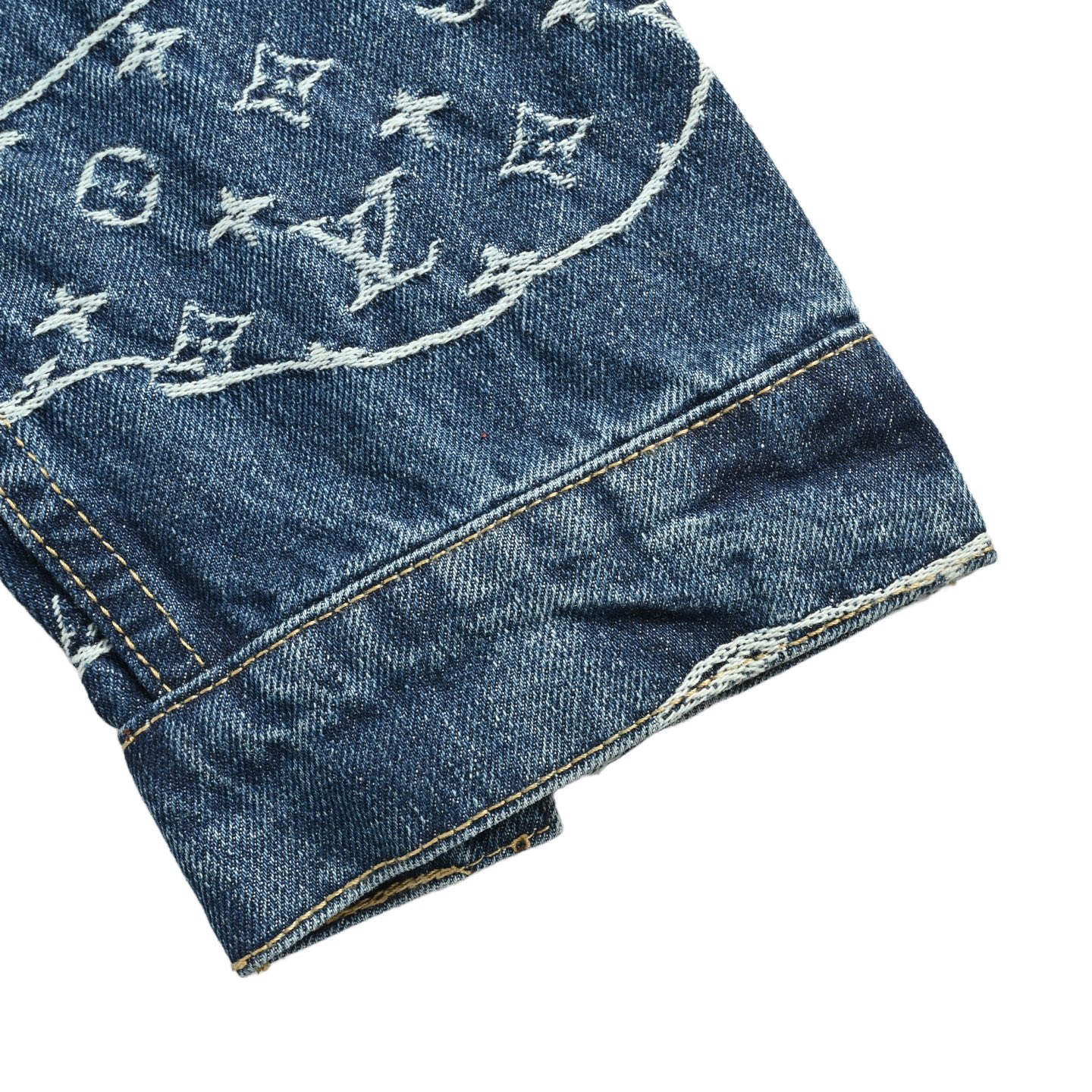 Louis Vuitton/路易威登 Nigo联名老花重工提花牛仔夹克外套-Chinese UA Cheap High Quatity Brand Clothes Bags handbags Sneakers wholesale wholesaler seller from China Factory suppliers Fashion Clothing Shoes best Quality Beautiful Price Louis Vuitton/路易威登 Nigo联名老花重工提花牛仔夹克外套