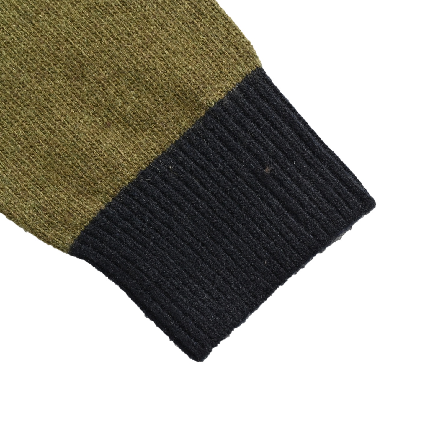 Thom Browne/汤姆布朗 23Fw 拼色羊毛开衫毛衣-Chinese UA Cheap High Quatity Brand Clothes Bags handbags Sneakers wholesale wholesaler seller from China Factory suppliers Fashion Clothing Shoes best Quality Beautiful Price Thom Browne/汤姆布朗 23Fw 拼色羊毛开衫毛衣