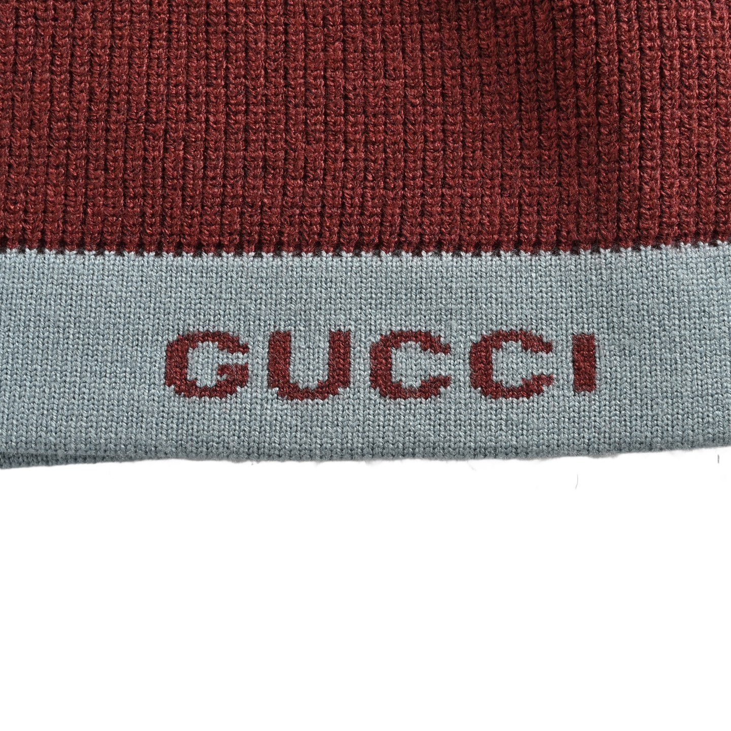 Gucci/古驰 25Fw 饰边嵌花圆领毛衣 Gucci 2025早春系列挚献多款经典风格单品 针织衫和Polo衫质感柔软-Chinese UA Cheap High Quatity Brand Clothes Bags handbags Sneakers wholesale wholesaler seller from China Factory suppliers Fashion Clothing Shoes best Quality Beautiful Price Gucci/古驰 25Fw 饰边嵌花圆领毛衣 Gucci 2025早春系列挚献多款经典风格单品 针织衫和Polo衫质感柔软