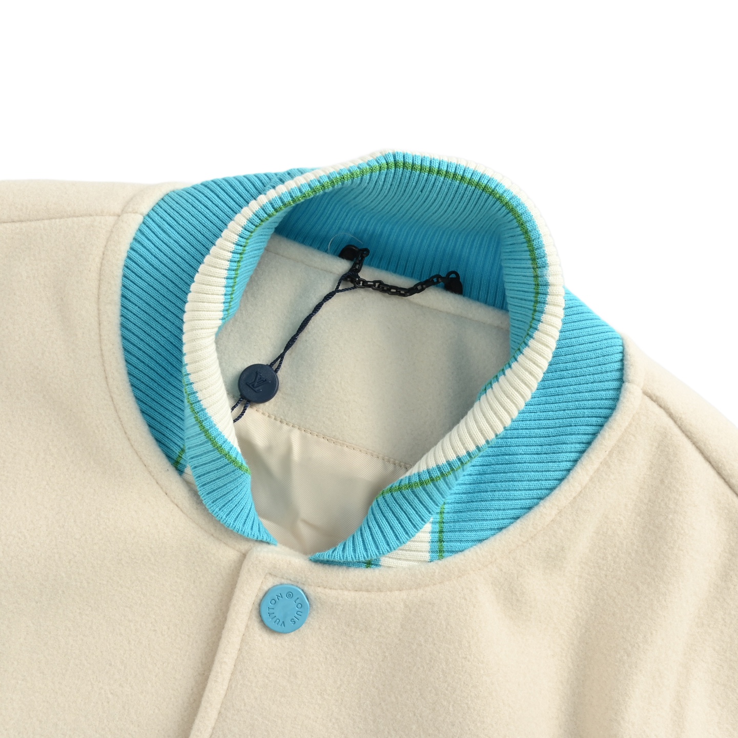 Louis Vuitton/路易威登 鸭子毛巾绣袖子老花压花棒球服外套-Chinese UA Cheap High Quatity Brand Clothes Bags handbags Sneakers wholesale wholesaler seller from China Factory suppliers Fashion Clothing Shoes best Quality Beautiful Price Louis Vuitton/路易威登 鸭子毛巾绣袖子老花压花棒球服外套