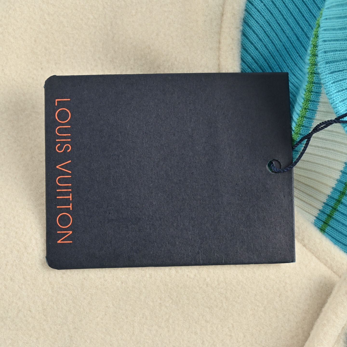 Louis Vuitton/路易威登 鸭子毛巾绣袖子老花压花棒球服外套-Chinese UA Cheap High Quatity Brand Clothes Bags handbags Sneakers wholesale wholesaler seller from China Factory suppliers Fashion Clothing Shoes best Quality Beautiful Price Louis Vuitton/路易威登 鸭子毛巾绣袖子老花压花棒球服外套