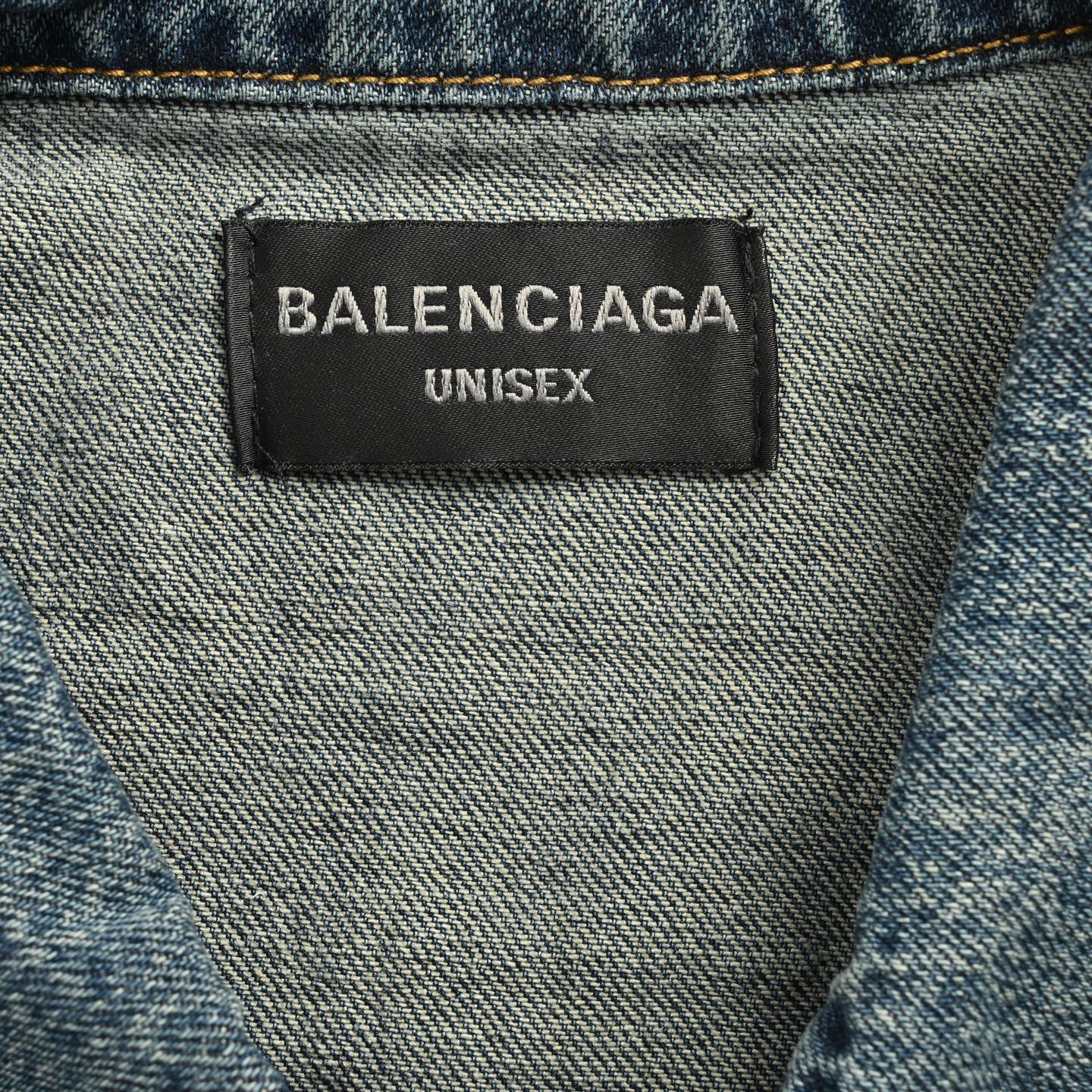 Balenciaga/巴黎世家 25Fw 银胶带印花蓝牛仔外套-Chinese UA Cheap High Quatity Brand Clothes Bags handbags Sneakers wholesale wholesaler seller from China Factory suppliers Fashion Clothing Shoes best Quality Beautiful Price Balenciaga/巴黎世家 25Fw 银胶带印花蓝牛仔外套