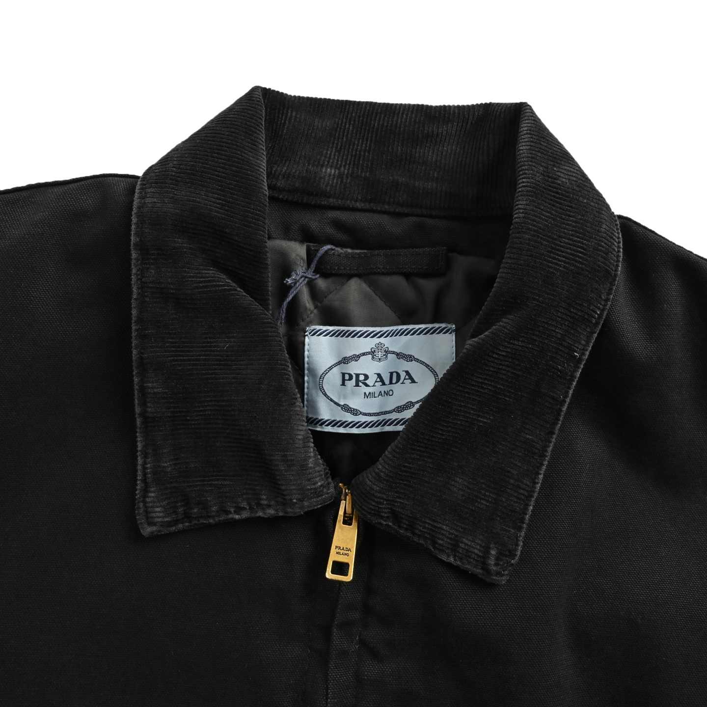 Prada/普拉达 25Fw 后背三角皮标做旧棉服外套-Chinese UA Cheap High Quatity Brand Clothes Bags handbags Sneakers wholesale wholesaler seller from China Factory suppliers Fashion Clothing Shoes best Quality Beautiful Price Prada/普拉达 25Fw 后背三角皮标做旧棉服外套