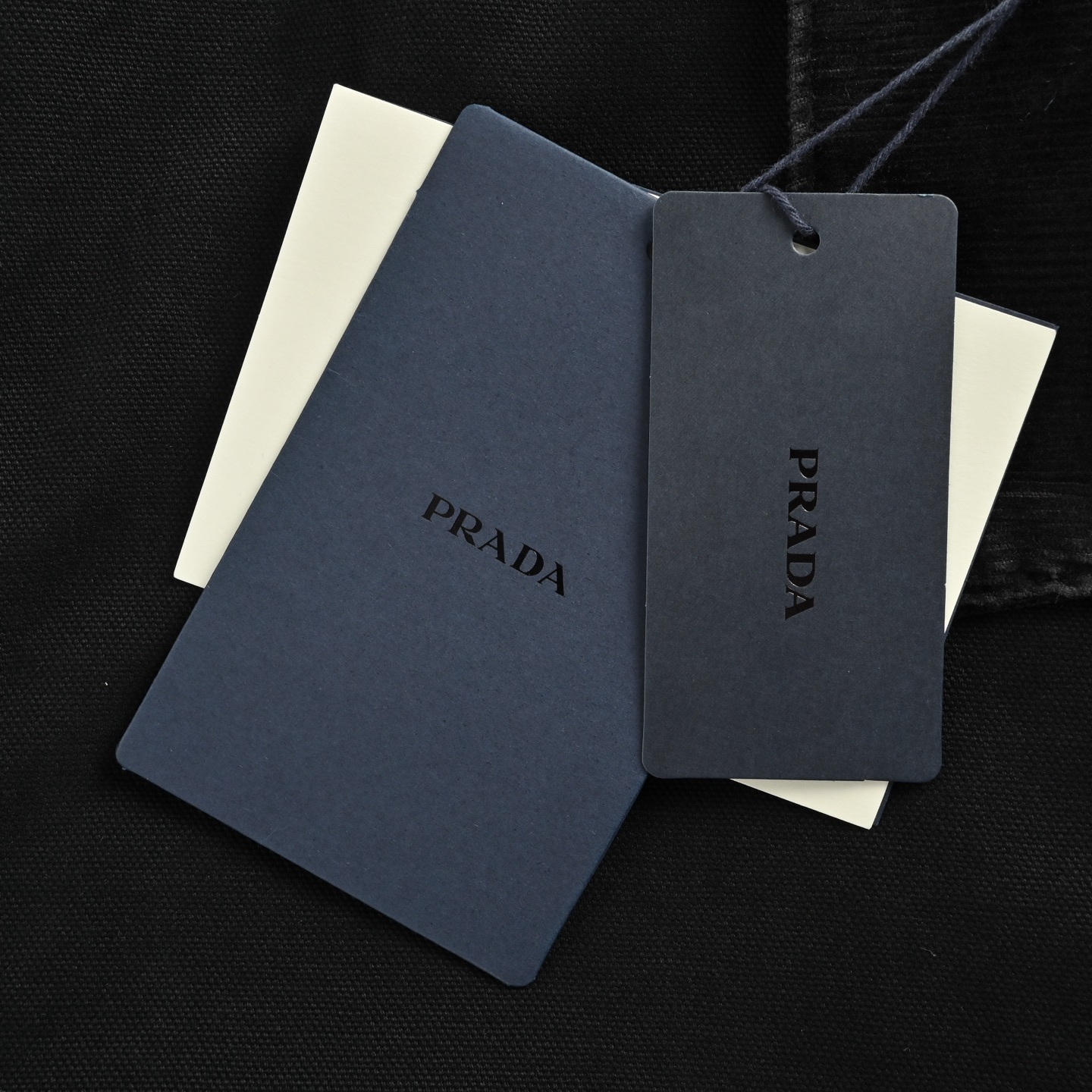 Prada/普拉达 25Fw 后背三角皮标做旧棉服外套-Chinese UA Cheap High Quatity Brand Clothes Bags handbags Sneakers wholesale wholesaler seller from China Factory suppliers Fashion Clothing Shoes best Quality Beautiful Price Prada/普拉达 25Fw 后背三角皮标做旧棉服外套
