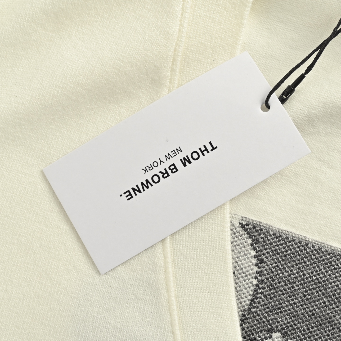 Thom Browne/汤姆布朗 25Fw 煎饼人图案提花开衫毛衣-Chinese UA Cheap High Quatity Brand Clothes Bags handbags Sneakers wholesale wholesaler seller from China Factory suppliers Fashion Clothing Shoes best Quality Beautiful Price Thom Browne/汤姆布朗 25Fw 煎饼人图案提花开衫毛衣