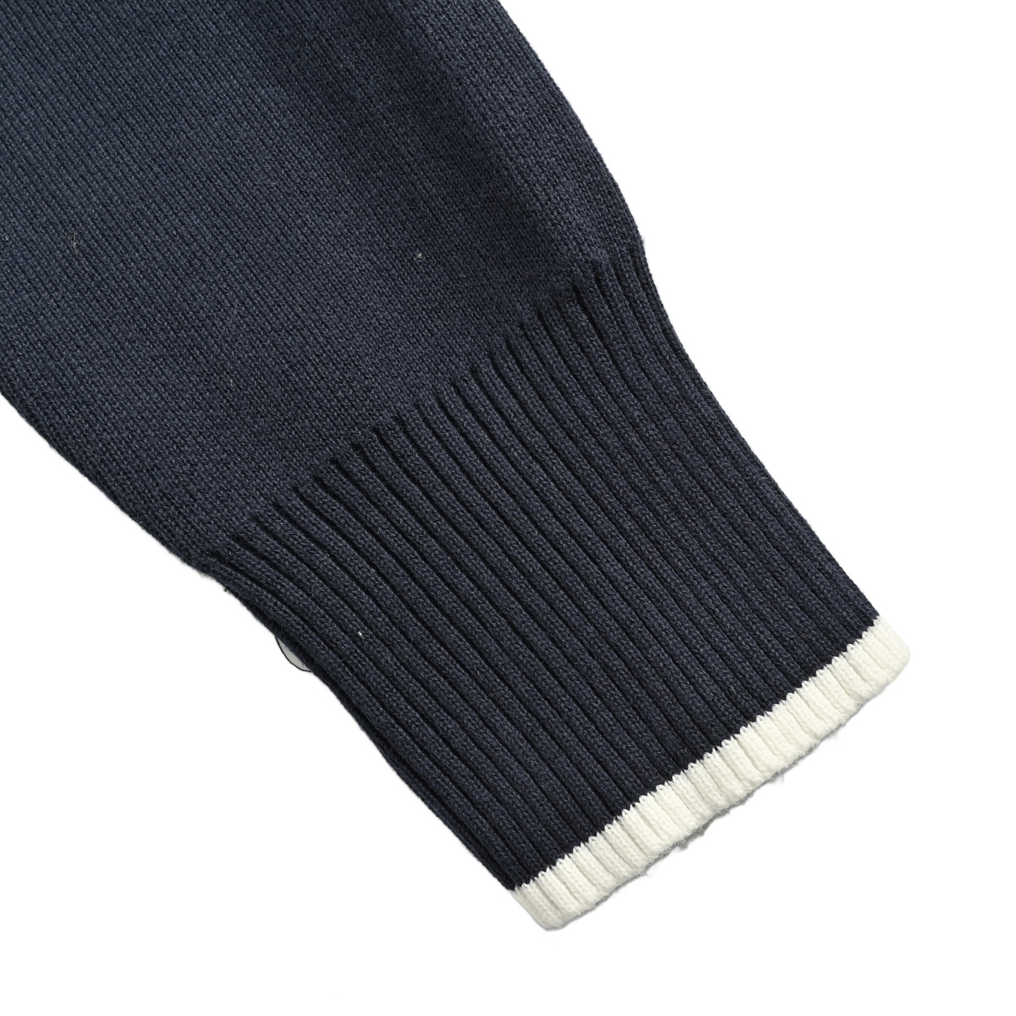 Thom Browne/汤姆布朗 25Fw 后背菱格小狗提花开衫毛衣-Chinese UA Cheap High Quatity Brand Clothes Bags handbags Sneakers wholesale wholesaler seller from China Factory suppliers Fashion Clothing Shoes best Quality Beautiful Price Thom Browne/汤姆布朗 25Fw 后背菱格小狗提花开衫毛衣