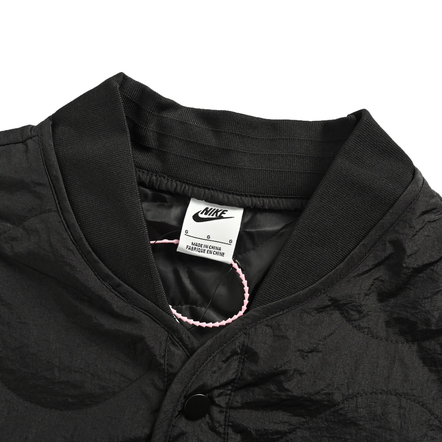 Nike/耐克 刺绣双勾logo刺绣夹克外套 Nike Sportswear Swoosh 双勾刺绣宽松绗缝棉服-Chinese UA Cheap High Quatity Brand Clothes Bags handbags Sneakers wholesale wholesaler seller from China Factory suppliers Fashion Clothing Shoes best Quality Beautiful Price Nike/耐克 刺绣双勾logo刺绣夹克外套 Nike Sportswear Swoosh 双勾刺绣宽松绗缝棉服