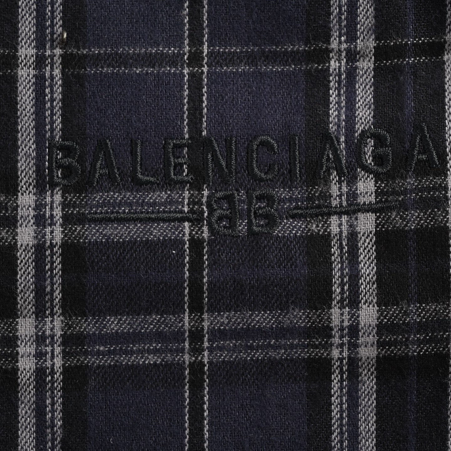 Balenciaga//巴黎世家 25Fw 蓝格纹贴布绣套装长裤-Chinese UA Cheap High Quatity Brand Clothes Bags handbags Sneakers wholesale wholesaler seller from China Factory suppliers Fashion Clothing Shoes best Quality Beautiful Price Balenciaga//巴黎世家 25Fw 蓝格纹贴布绣套装长裤