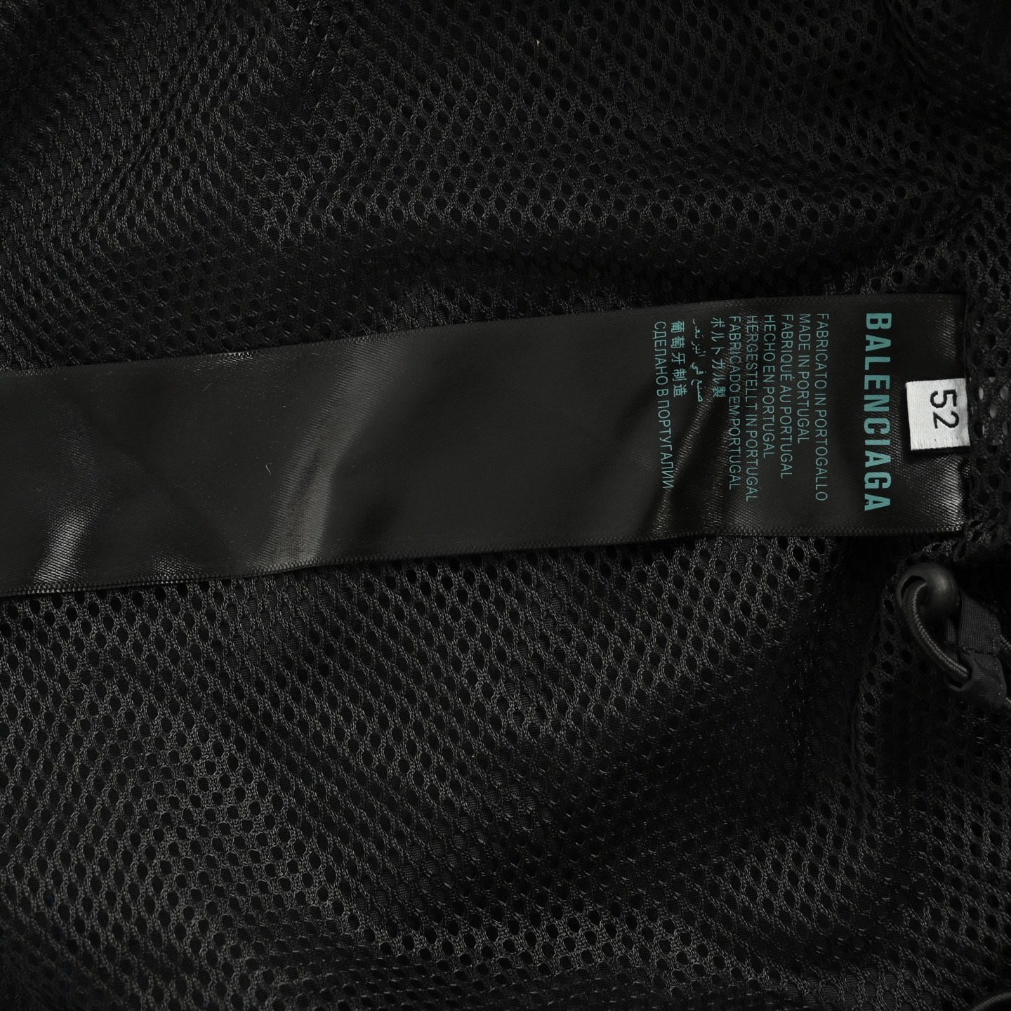 Balenciaga/ 巴黎世家 25Fw 大半环拼接黑白冲锋衣夹克 黑色-Chinese UA Cheap High Quatity Brand Clothes Bags handbags Sneakers wholesale wholesaler seller from China Factory suppliers Fashion Clothing Shoes best Quality Beautiful Price Balenciaga/ 巴黎世家 25Fw 大半环拼接黑白冲锋衣夹克 黑色