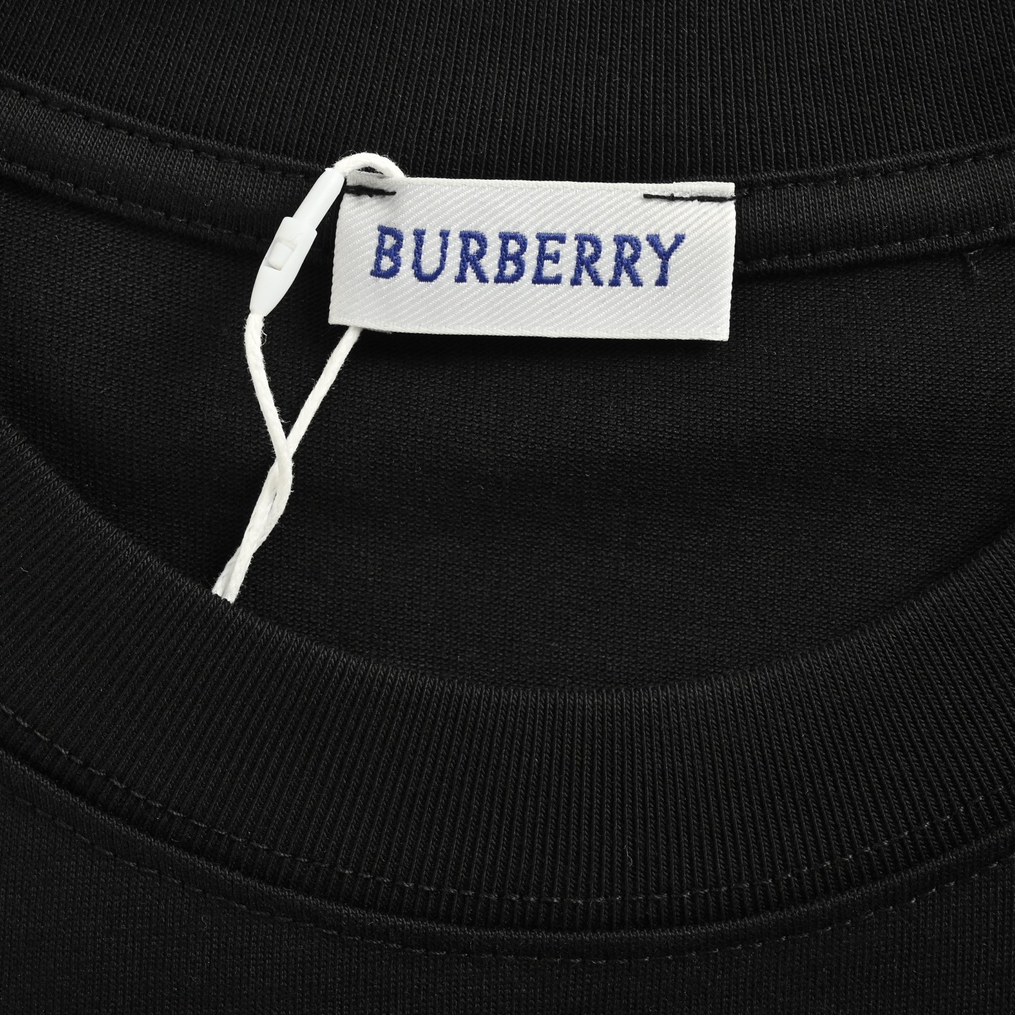 Burberry/巴宝莉 胸前格纹战马长袖T恤 黑色 白色-Chinese UA Cheap High Quatity Brand Clothes Bags handbags Sneakers wholesale wholesaler seller from China Factory suppliers Fashion Clothing Shoes best Quality Beautiful Price Burberry/巴宝莉 胸前格纹战马长袖T恤 黑色 白色