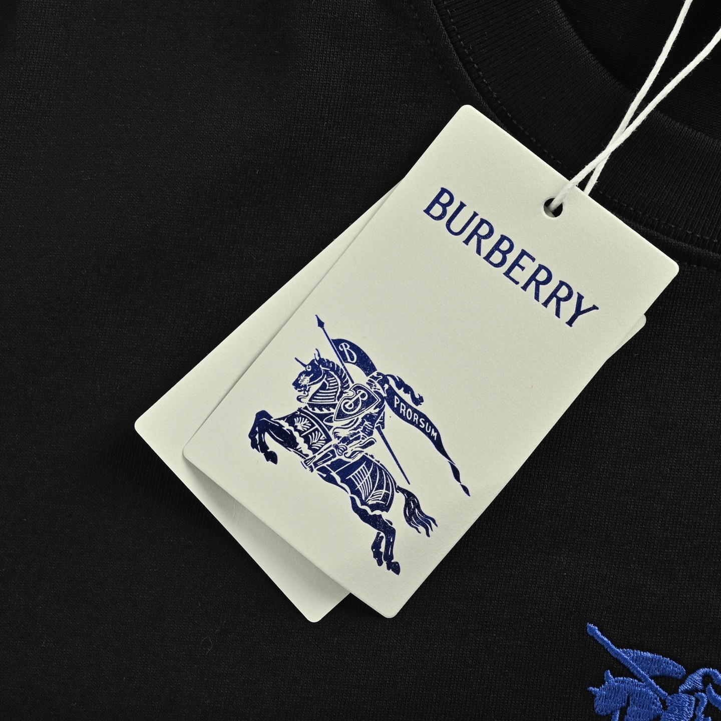 Burberry/巴宝莉 胸前战马刺绣长袖T恤黑色白色-Chinese UA Cheap High Quatity Brand Clothes Bags handbags Sneakers wholesale wholesaler seller from China Factory suppliers Fashion Clothing Shoes best Quality Beautiful Price Burberry/巴宝莉 胸前战马刺绣长袖T恤黑色白色