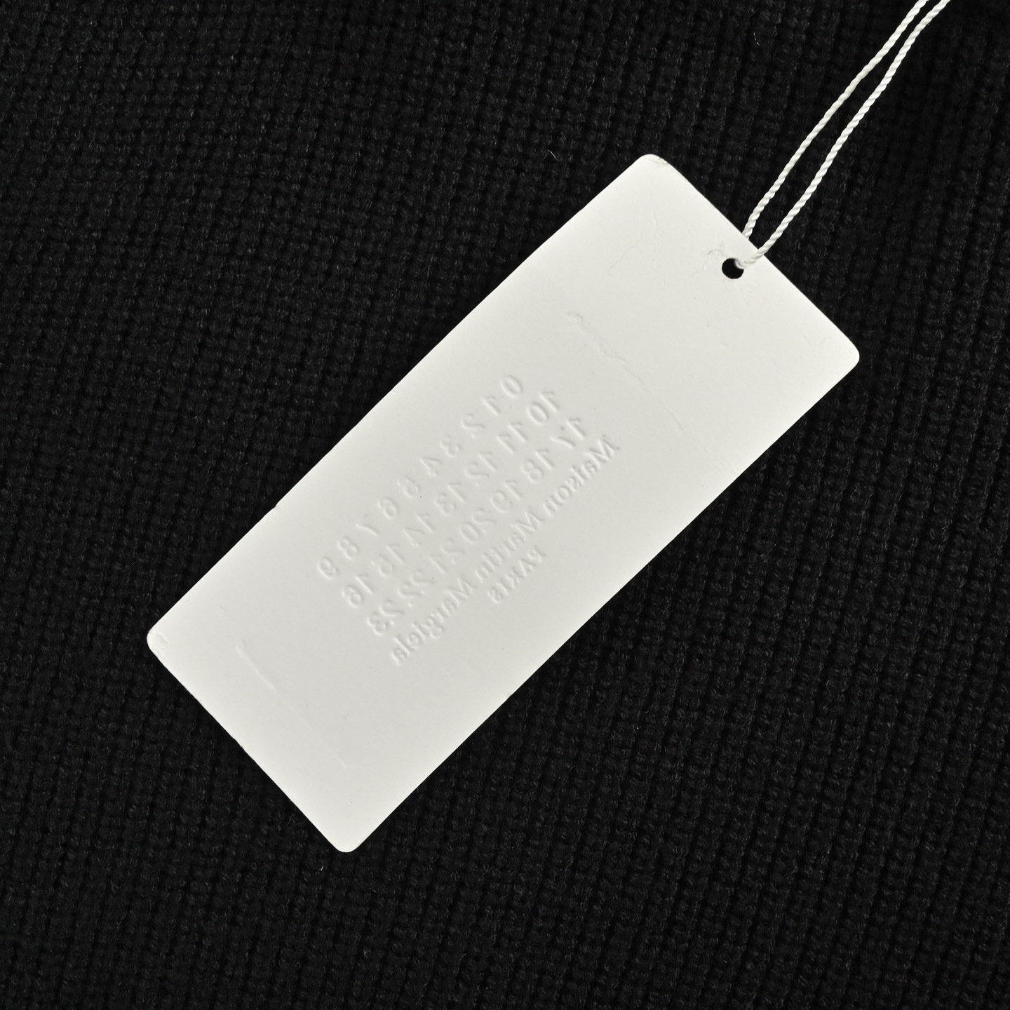 Maison Margiela/马吉拉 25Fw 四角标识圆领毛衣-Chinese UA Cheap High Quatity Brand Clothes Bags handbags Sneakers wholesale wholesaler seller from China Factory suppliers Fashion Clothing Shoes best Quality Beautiful Price Maison Margiela/马吉拉 25Fw 四角标识圆领毛衣