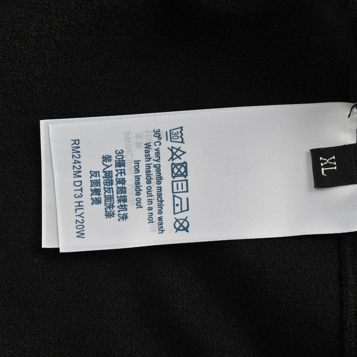 Louis Vuitton/路易威登 25Fw 爱心提花针织毛衣-Chinese UA Cheap High Quatity Brand Clothes Bags handbags Sneakers wholesale wholesaler seller from China Factory suppliers Fashion Clothing Shoes best Quality Beautiful Price Louis Vuitton/路易威登 25Fw 爱心提花针织毛衣
