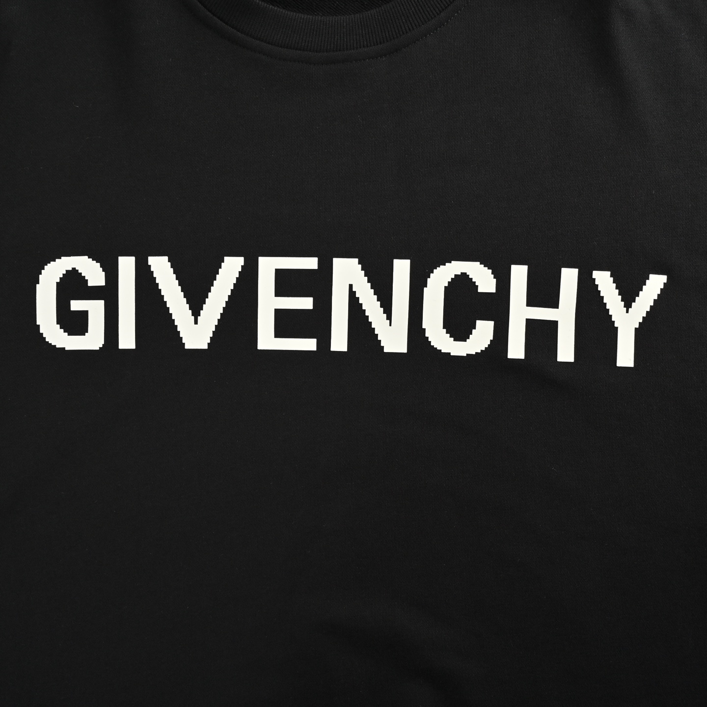 GIVENCHY/纪梵希 25Fw 马赛克字母压胶印花圆领卫衣-Chinese UA Cheap High Quatity Brand Clothes Bags handbags Sneakers wholesale wholesaler seller from China Factory suppliers Fashion Clothing Shoes best Quality Beautiful Price GIVENCHY/纪梵希 25Fw 马赛克字母压胶印花圆领卫衣