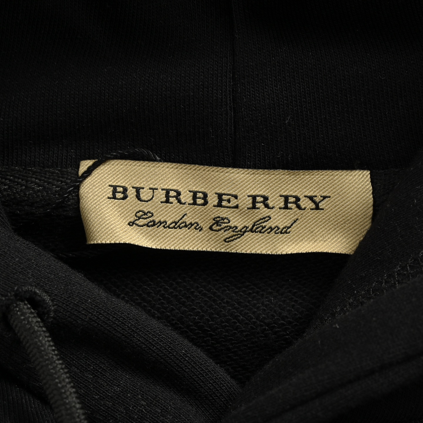 Burberry/巴宝莉 25Fw 暗纹战马刺绣连帽卫衣