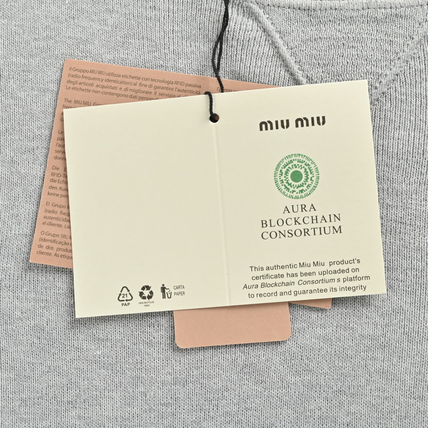 Miu Miu 25Fw Miu小标灰色圆领毛衣-Chinese UA Cheap High Quatity Brand Clothes Bags handbags Sneakers wholesale wholesaler seller from China Factory suppliers Fashion Clothing Shoes best Quality Beautiful Price Miu Miu 25Fw Miu小标灰色圆领毛衣