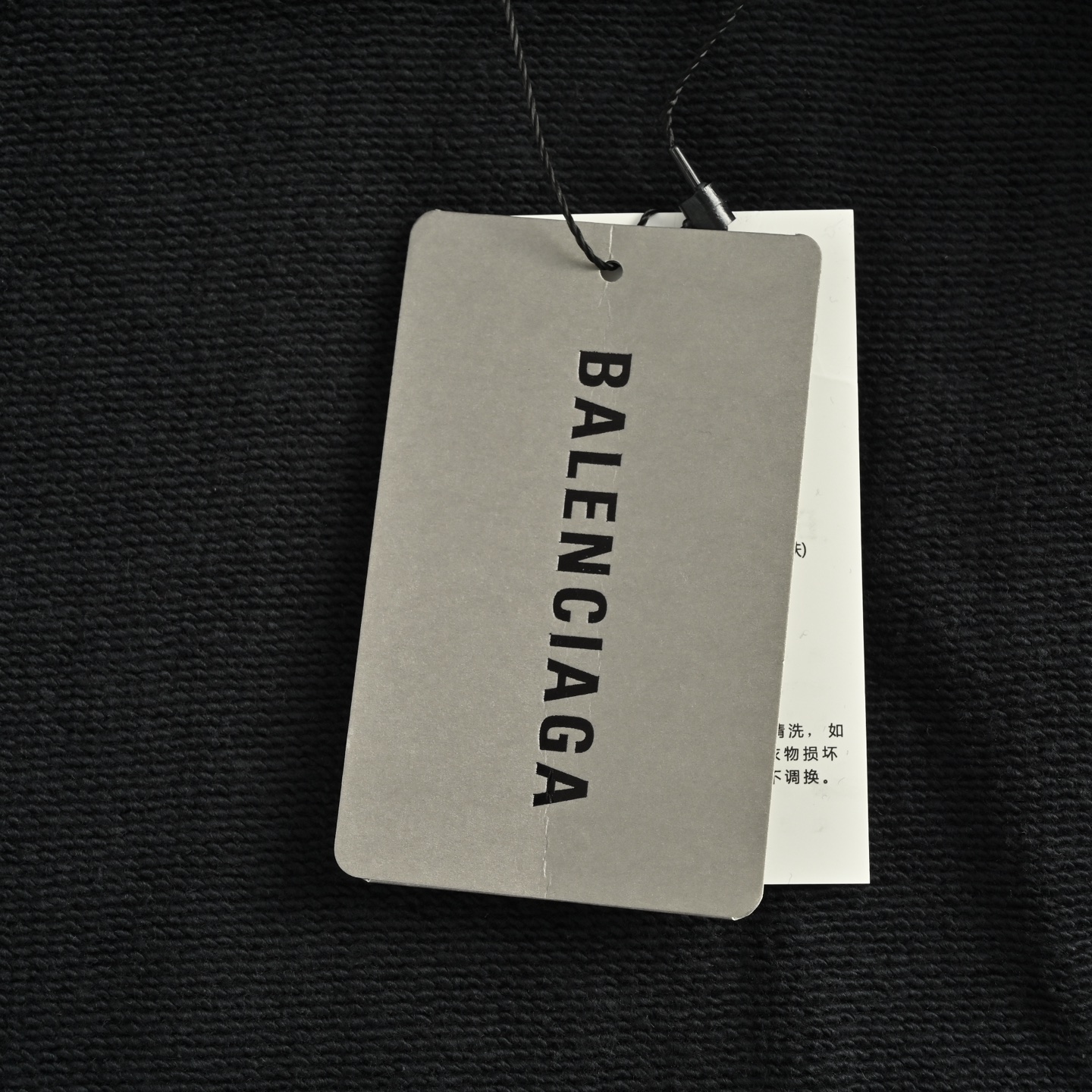Balenciaga/巴黎世家 25Fw 手臂巴黎小标假两件连帽毛衣-Chinese UA Cheap High Quatity Brand Clothes Bags handbags Sneakers wholesale wholesaler seller from China Factory suppliers Fashion Clothing Shoes best Quality Beautiful Price Balenciaga/巴黎世家 25Fw 手臂巴黎小标假两件连帽毛衣